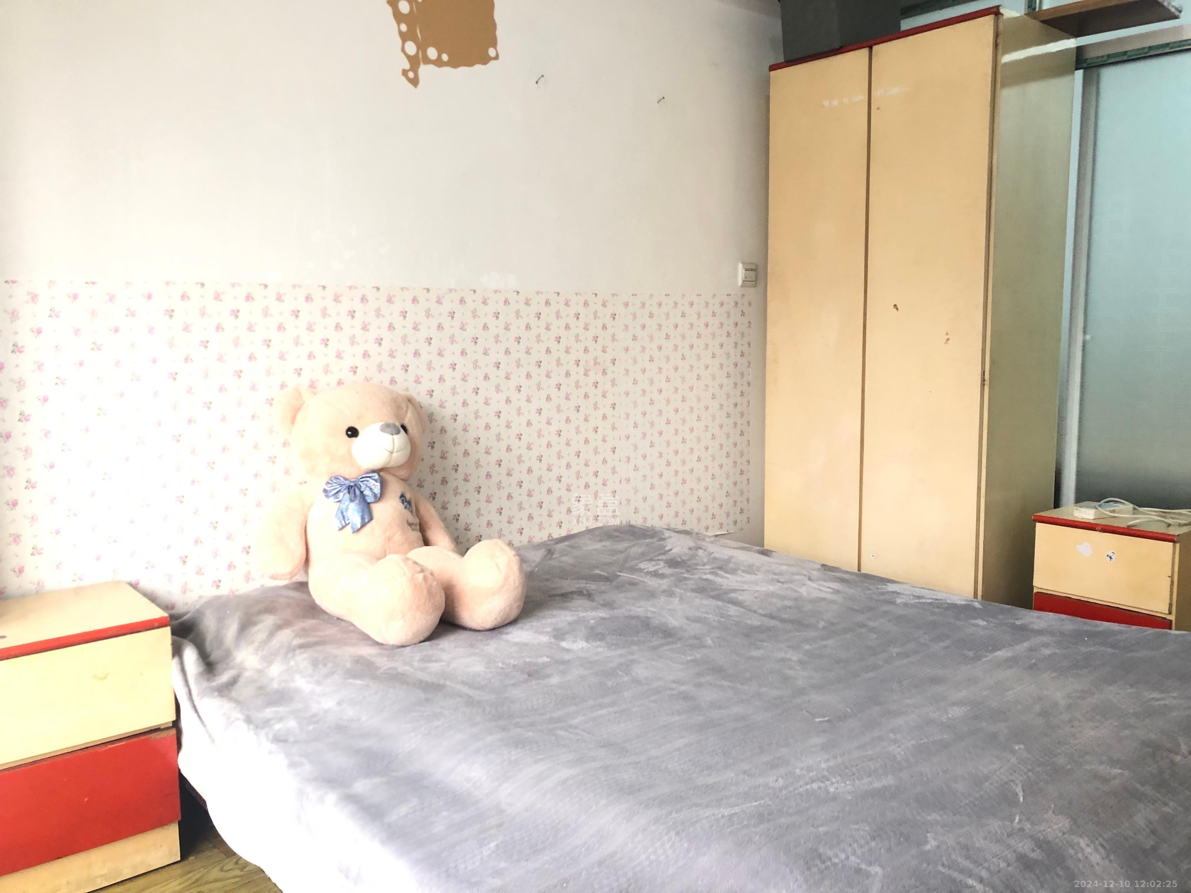 现代城 1室1厅1卫 800.0元/月 现代城 1室1厅1卫 800.0元/月室内图