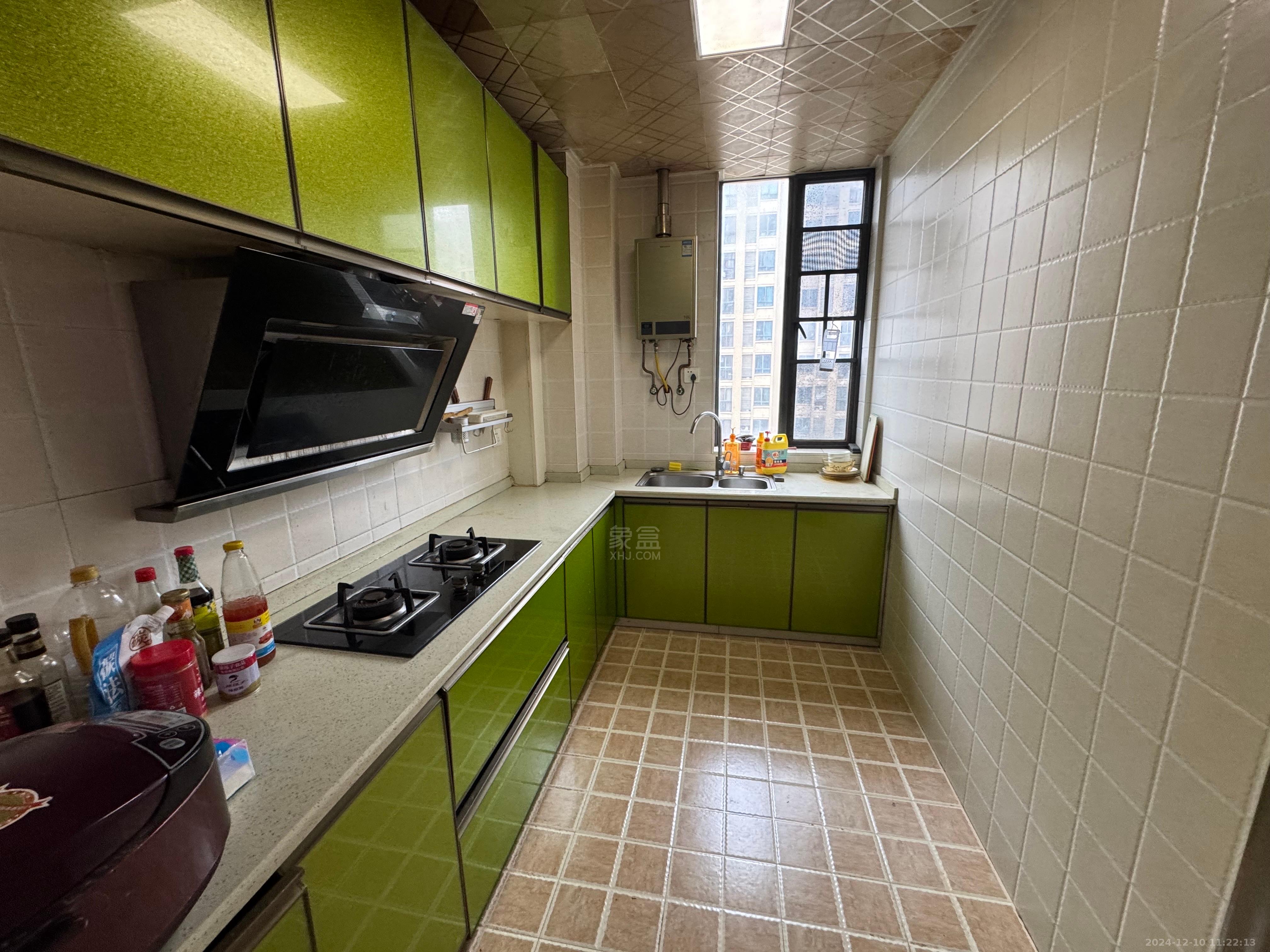 泰山公馆 1室2厅1卫 1800.0元/月 泰山公馆 1室2厅1卫 1800.0元/月室内图