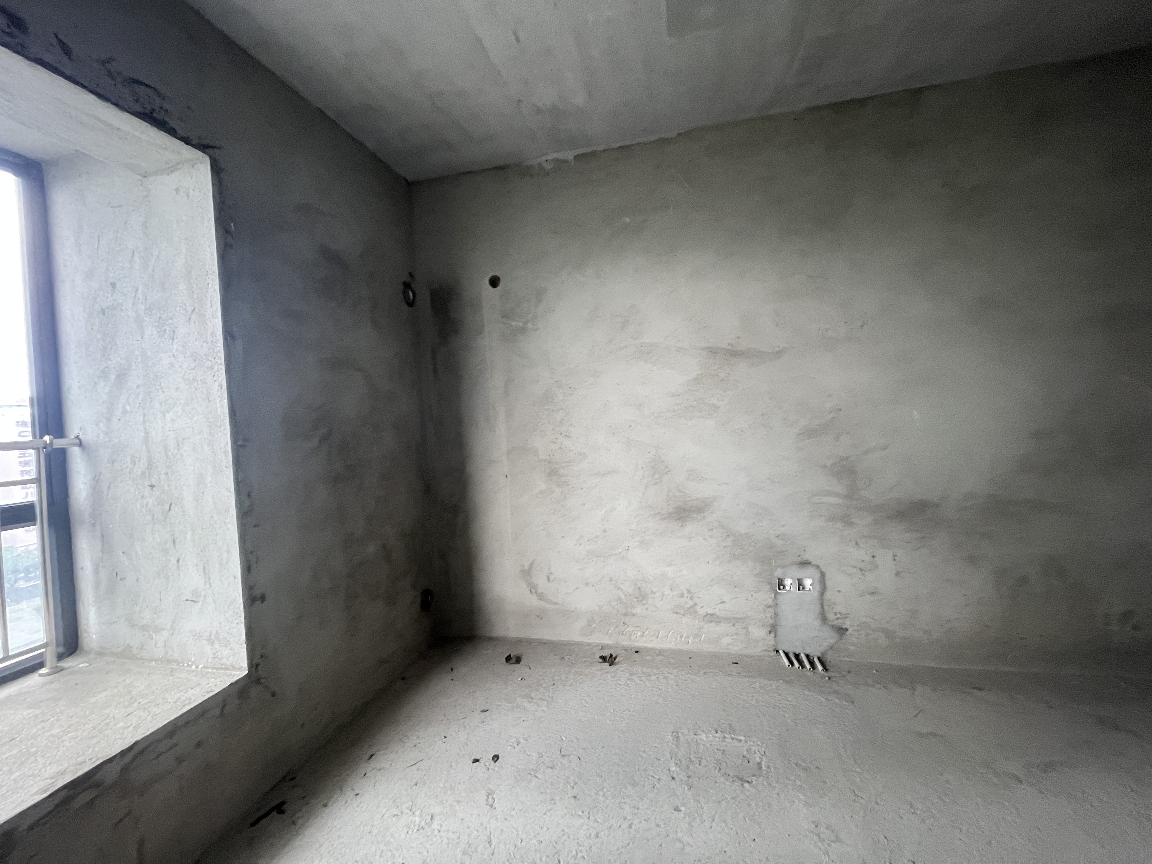 五源河公寓C区  3室2厅2卫    175.0万 五源河公寓C区  3室2厅2卫    175.0万客厅