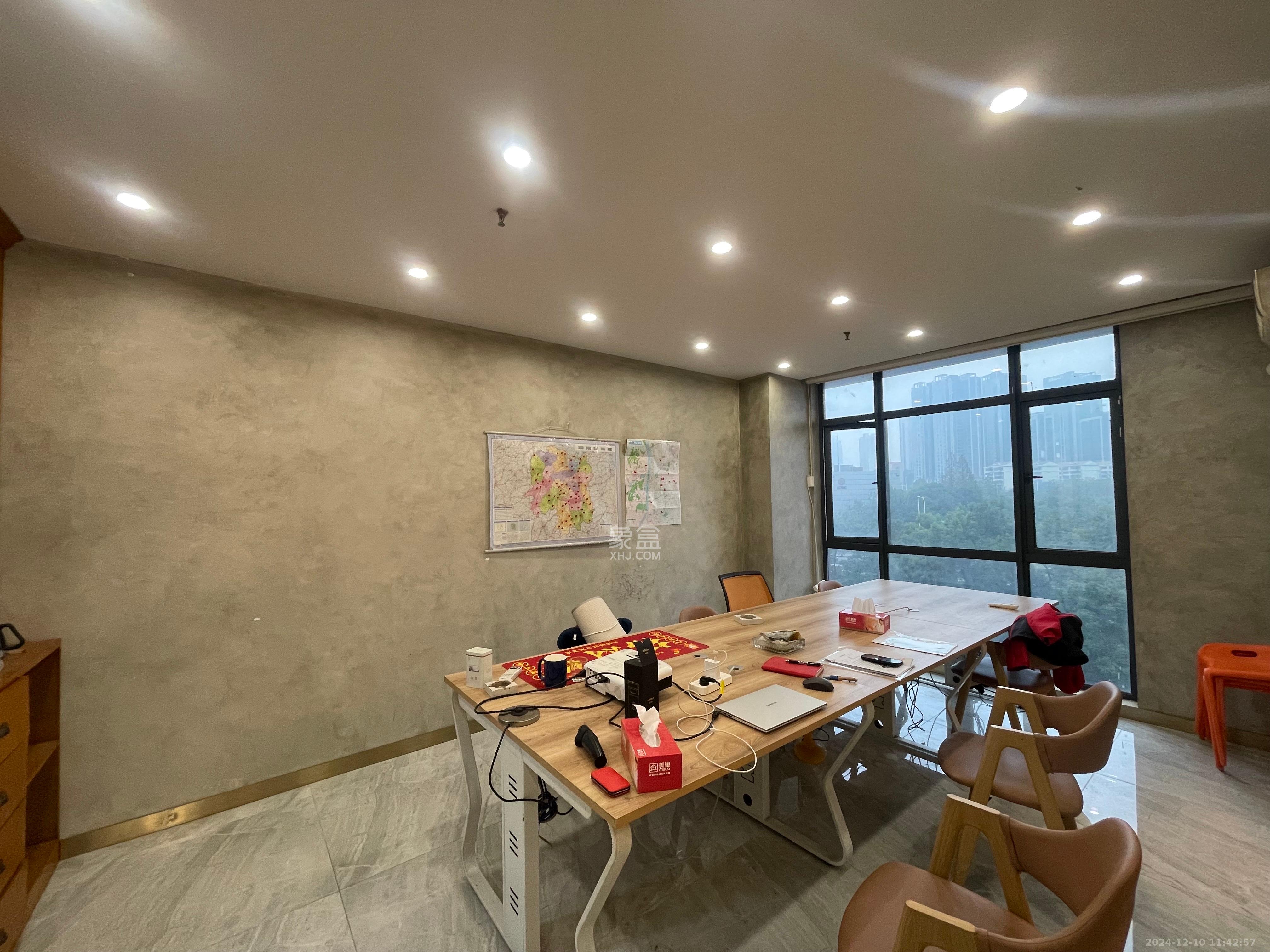 叠彩兰亭 2室2厅1卫 4500.0元/月 叠彩兰亭 2室2厅1卫 4500.0元/月室内图