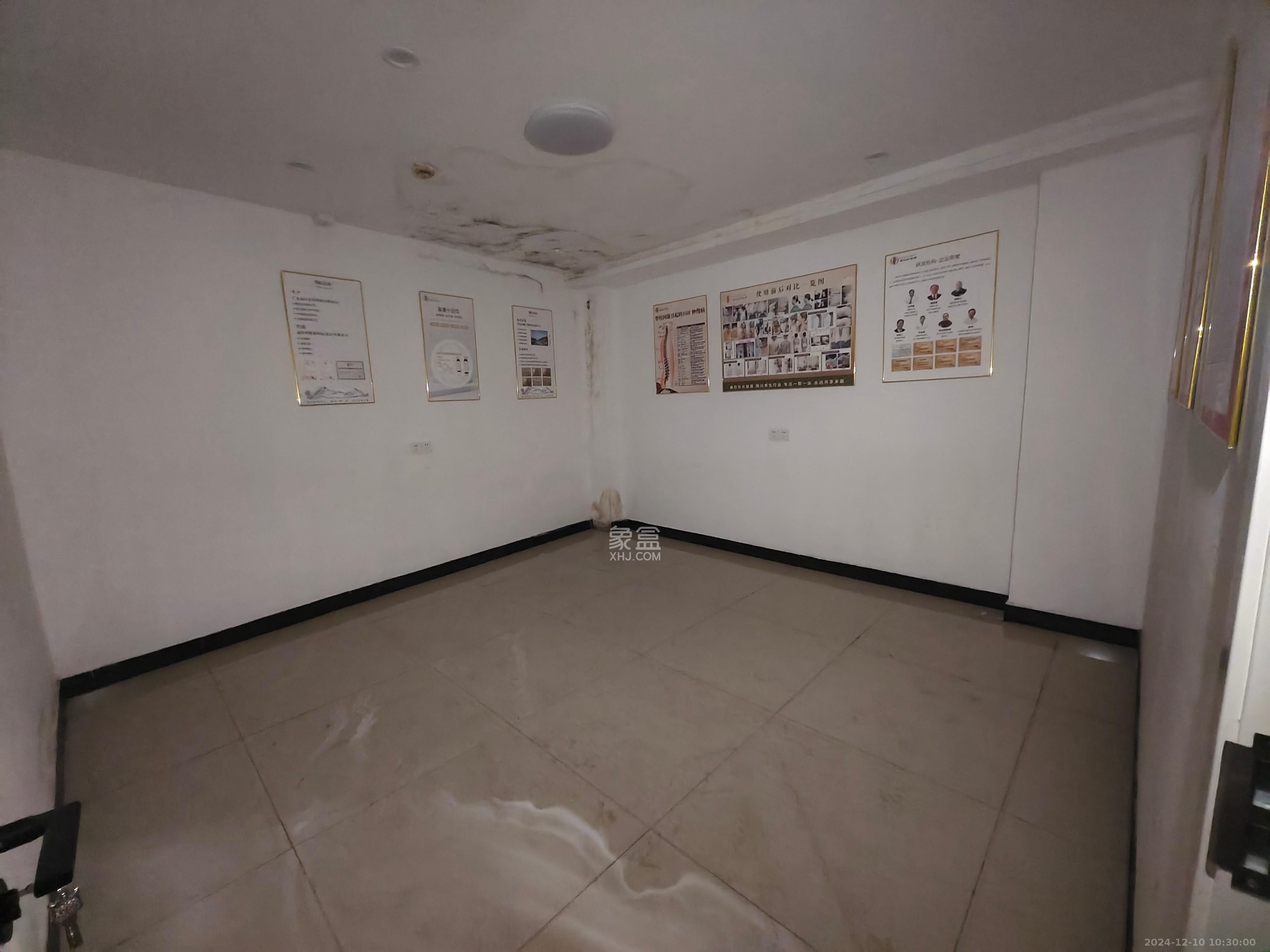 万科金域华府一期   98.0㎡     7000.00元/月室内图