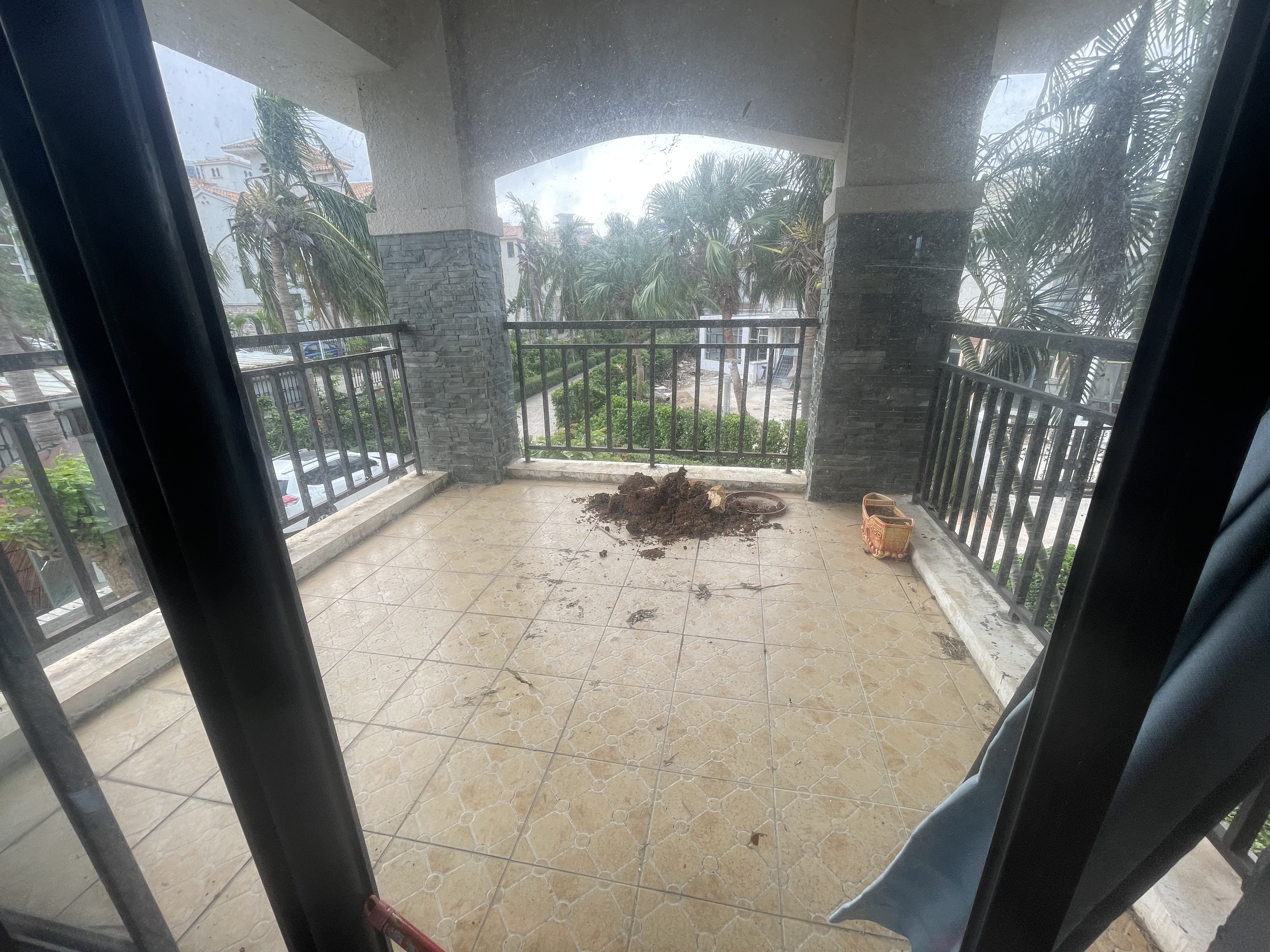 海南大公馆(海岸绿洲) 4室2厅3卫 10000.0元/月 海南大公馆(海岸绿洲) 4室2厅3卫 10000.0元/月室内图