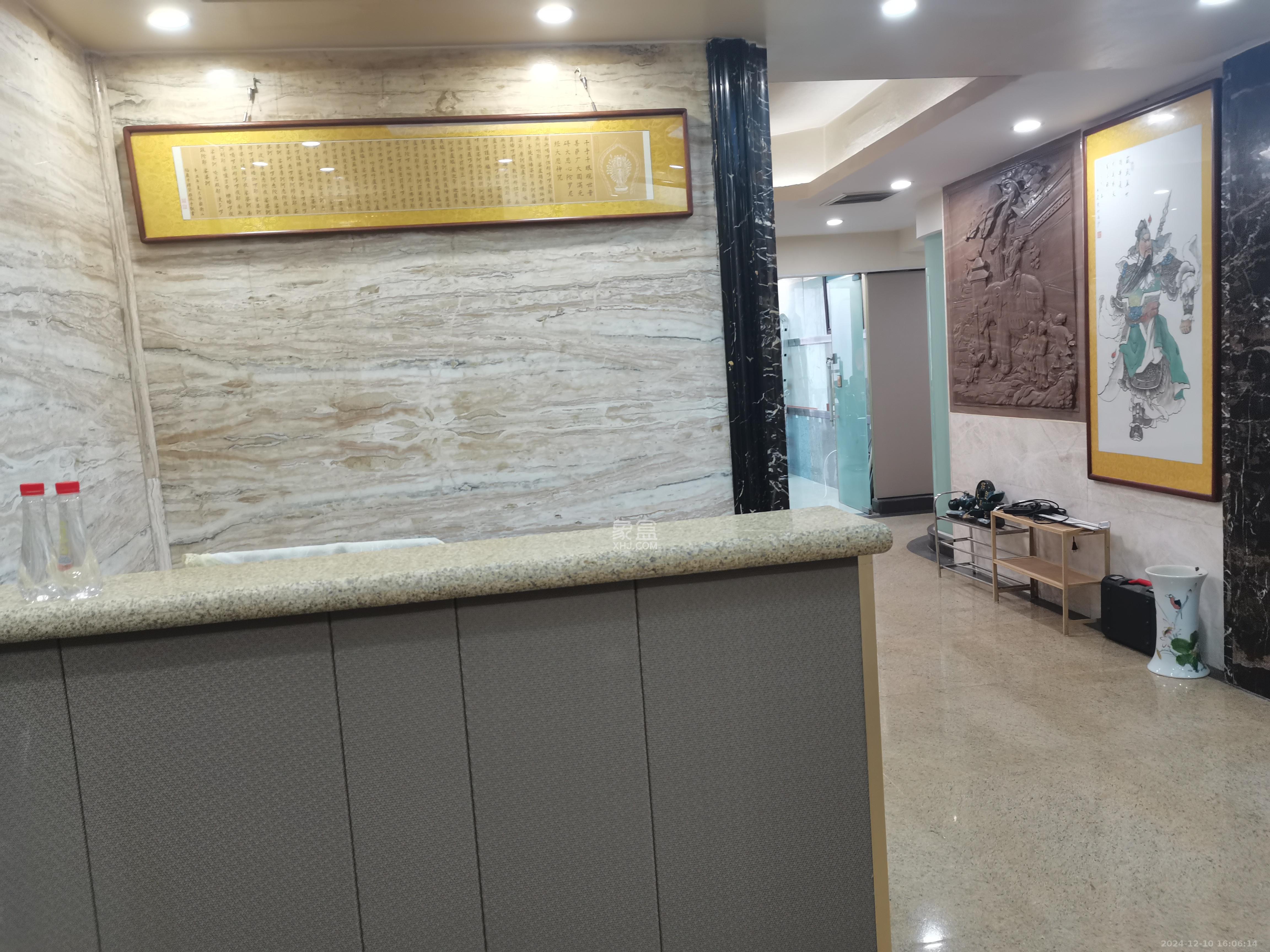 新世纪花苑 4室2厅1卫 5500.0元/月 新世纪花苑 4室2厅1卫 5500.0元/月室内图