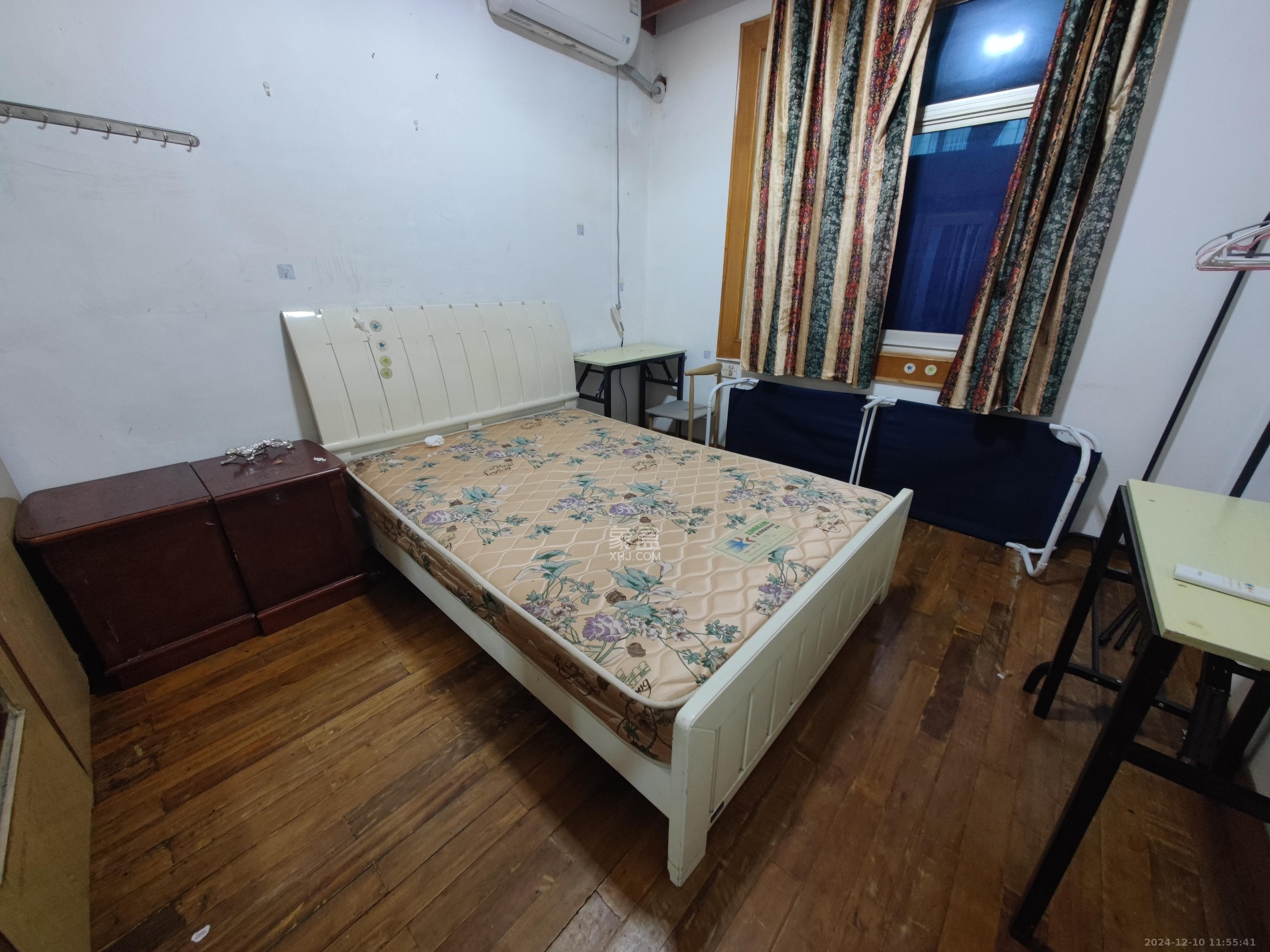 中建五局信和苑四区  2室2厅1卫   1300.00元/月室内图