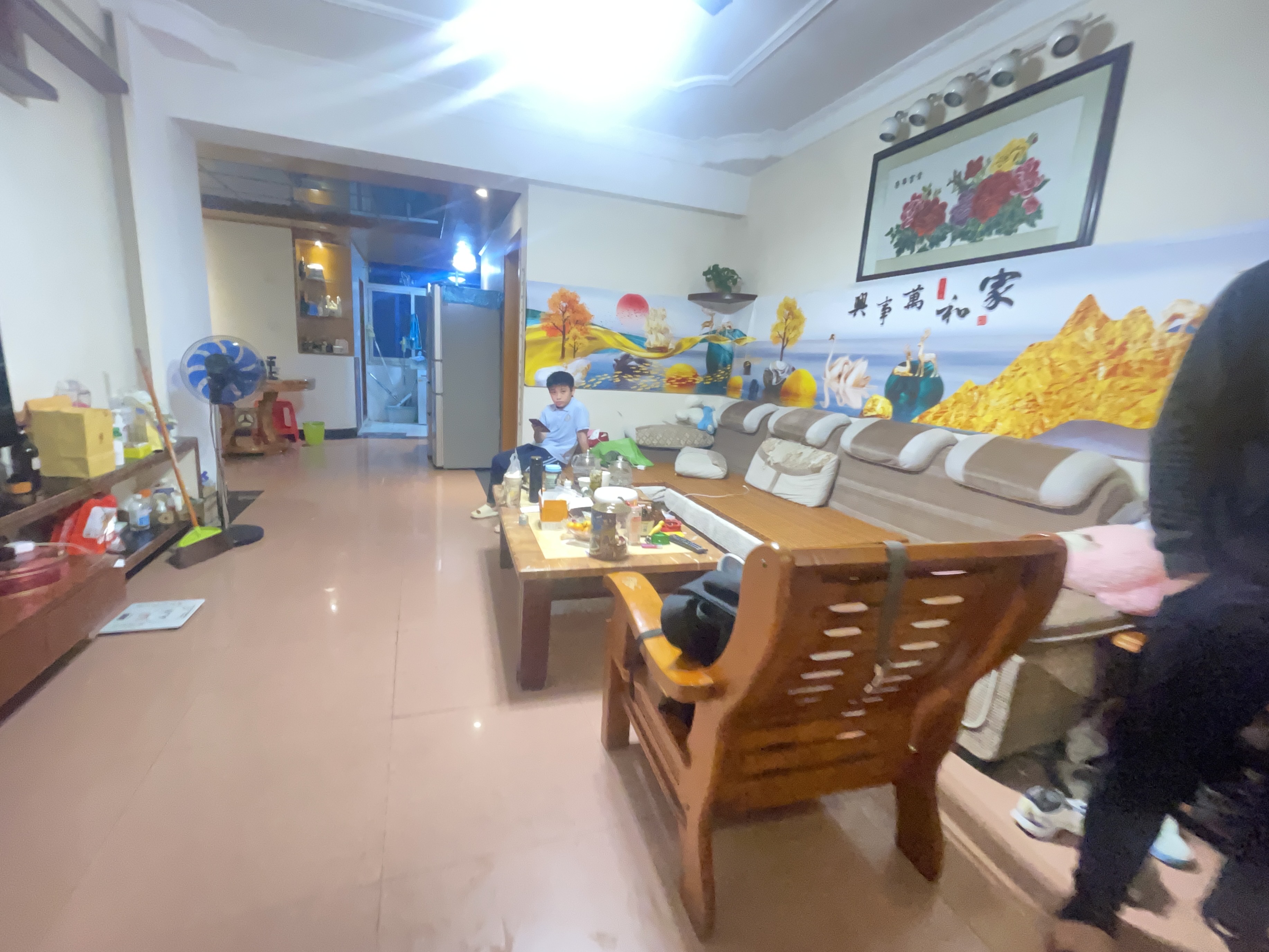 农垦一供大院  3室2厅1卫    116.0万 农垦一供大院  3室2厅1卫    116.0万客厅