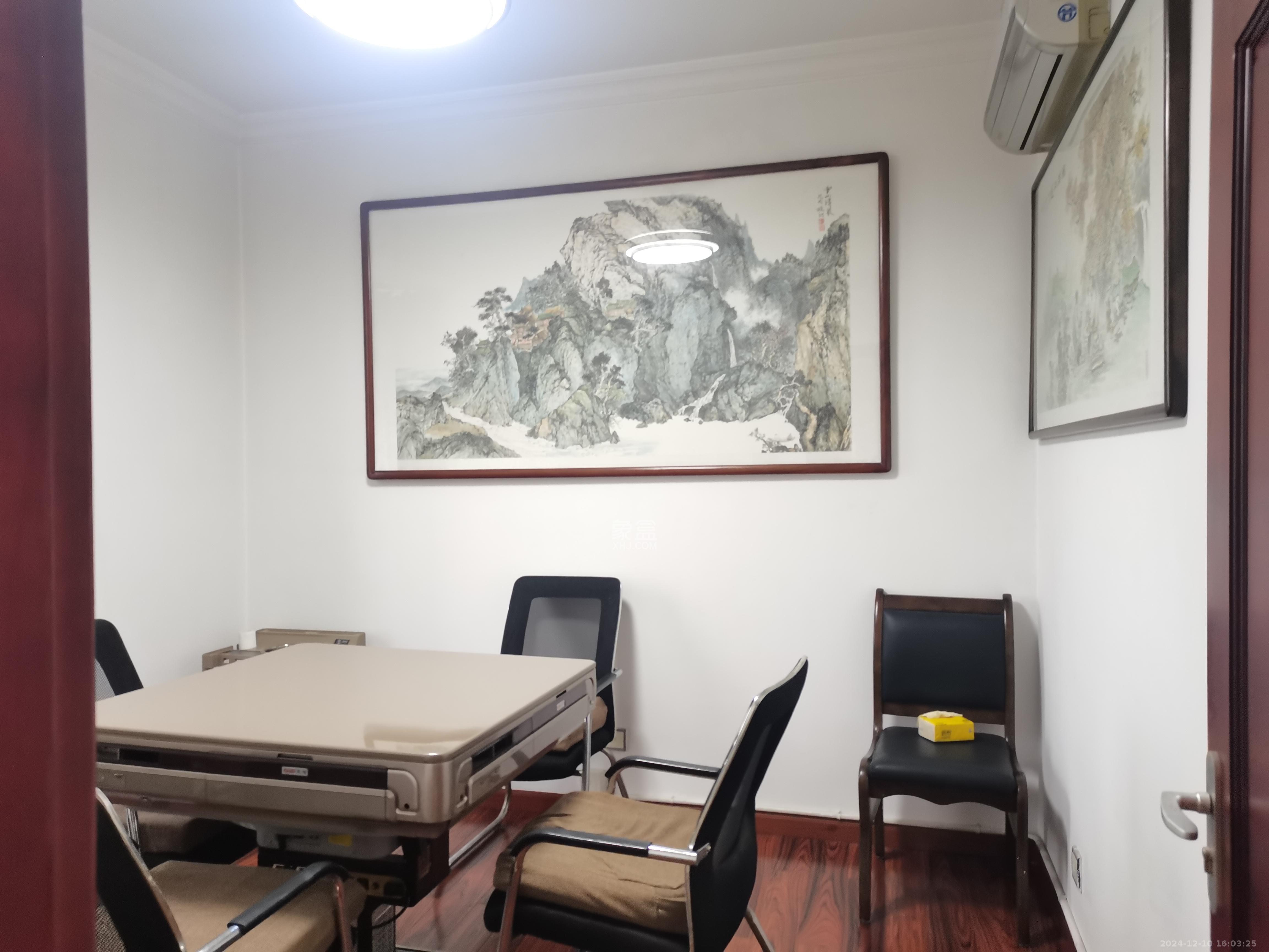 新世纪花苑 4室2厅1卫 5500.0元/月 新世纪花苑 4室2厅1卫 5500.0元/月室内图