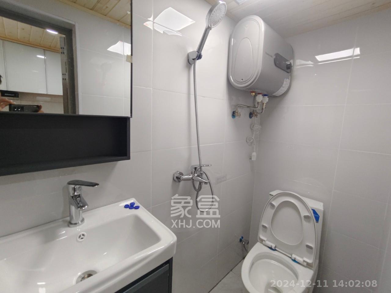 新长海D1站  1室1厅1卫    1600.0元/月 新长海D1站  1室1厅1卫    1600.0元/月室内图