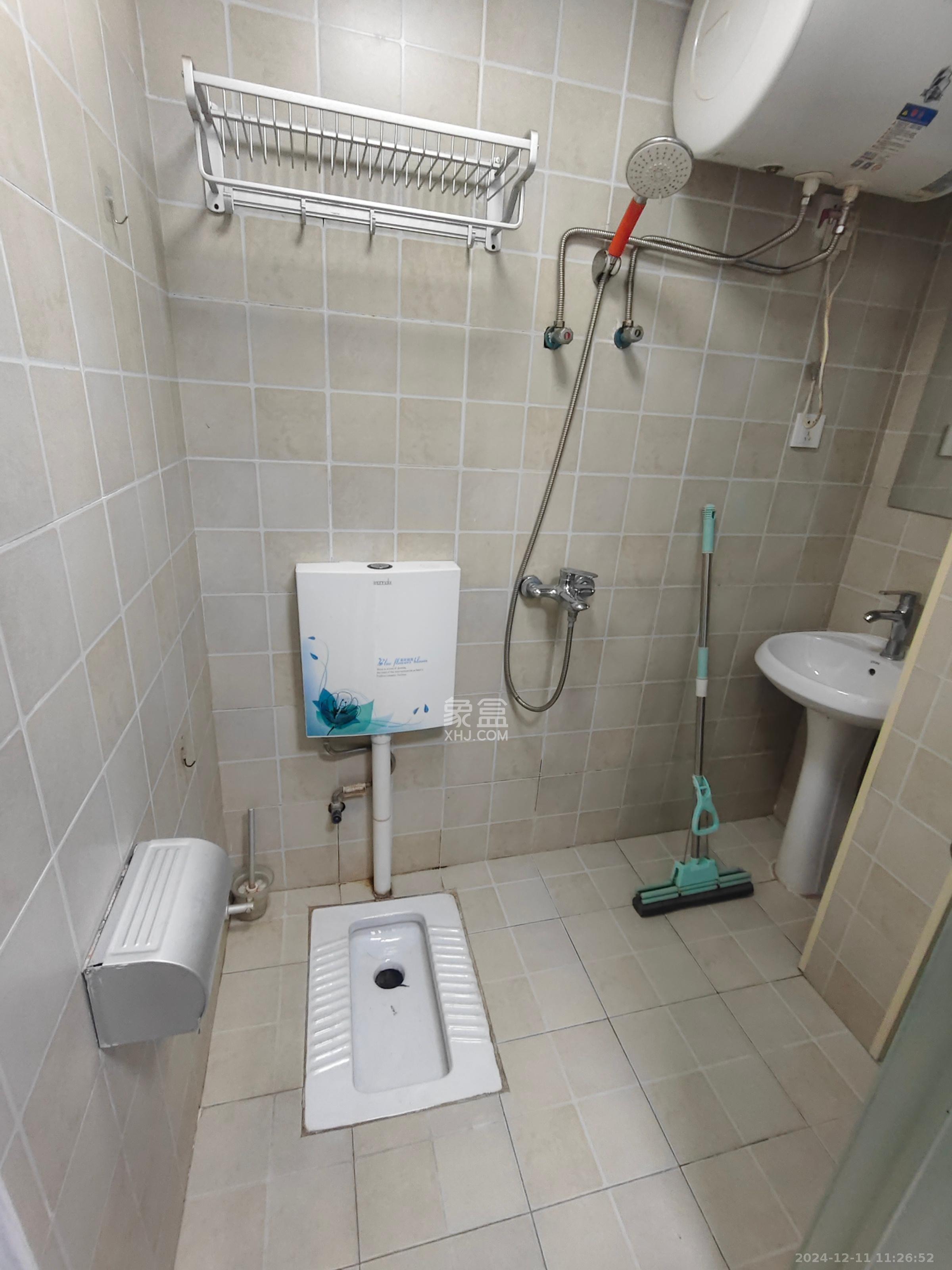 嘉顺苑 1室1厅1卫 1300.0元/月 嘉顺苑 1室1厅1卫 1300.0元/月室内图