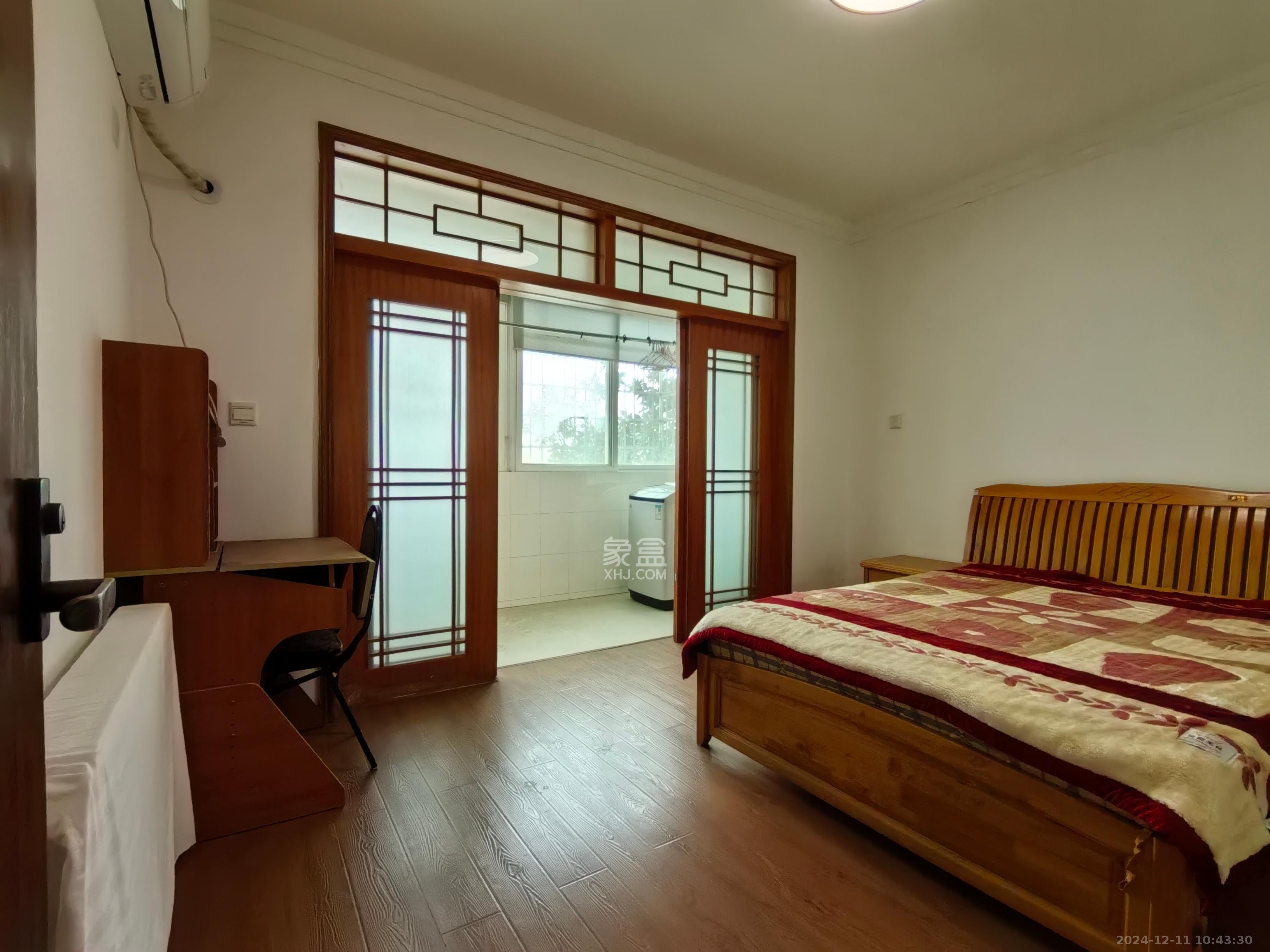 下大垅干部宿舍小区 3室2厅2卫 3200.0元/月 下大垅干部宿舍小区 3室2厅2卫 3200.0元/月室内图