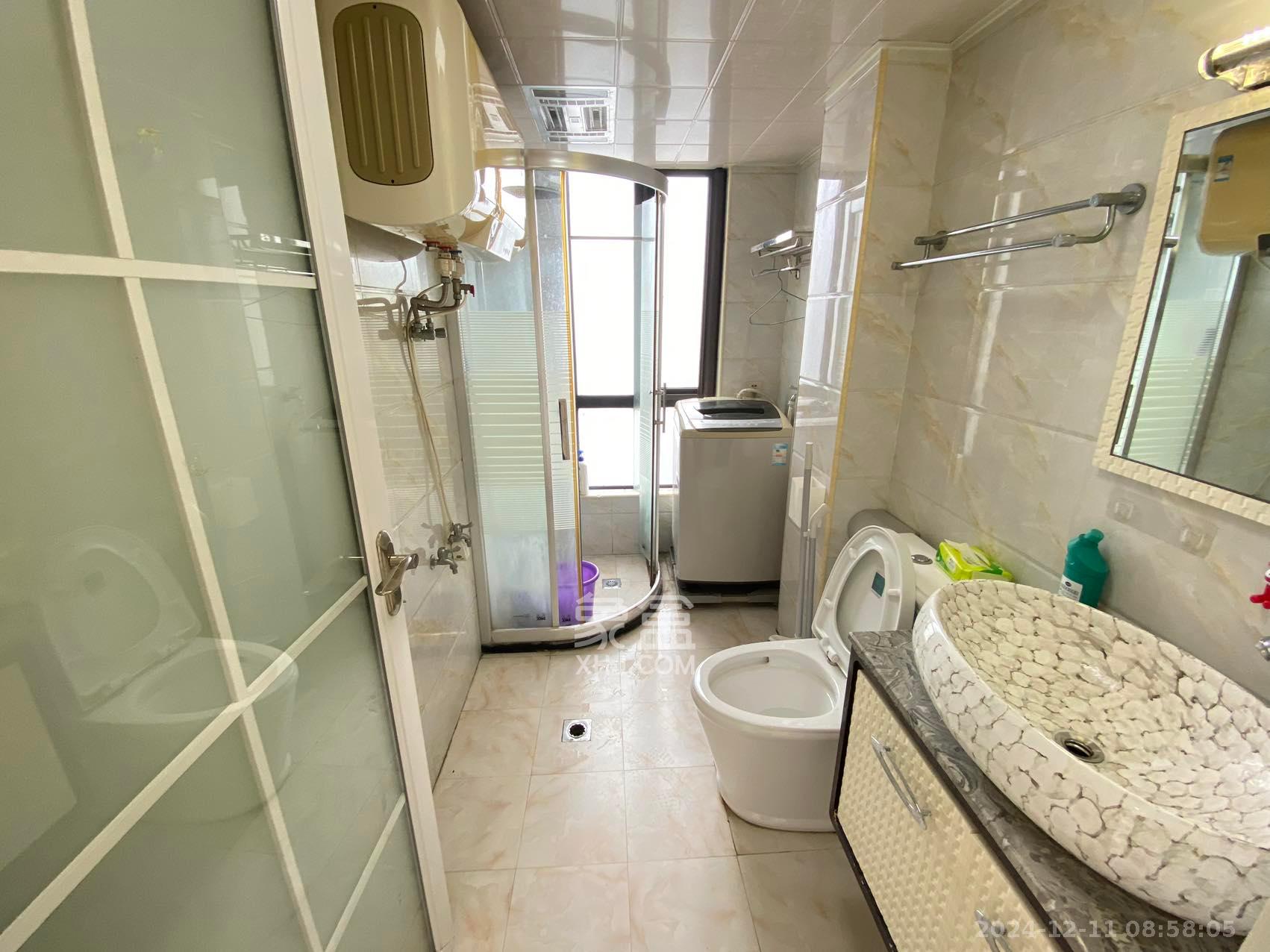 达美D6区  1室1厅1卫    2200.0元/月室内图