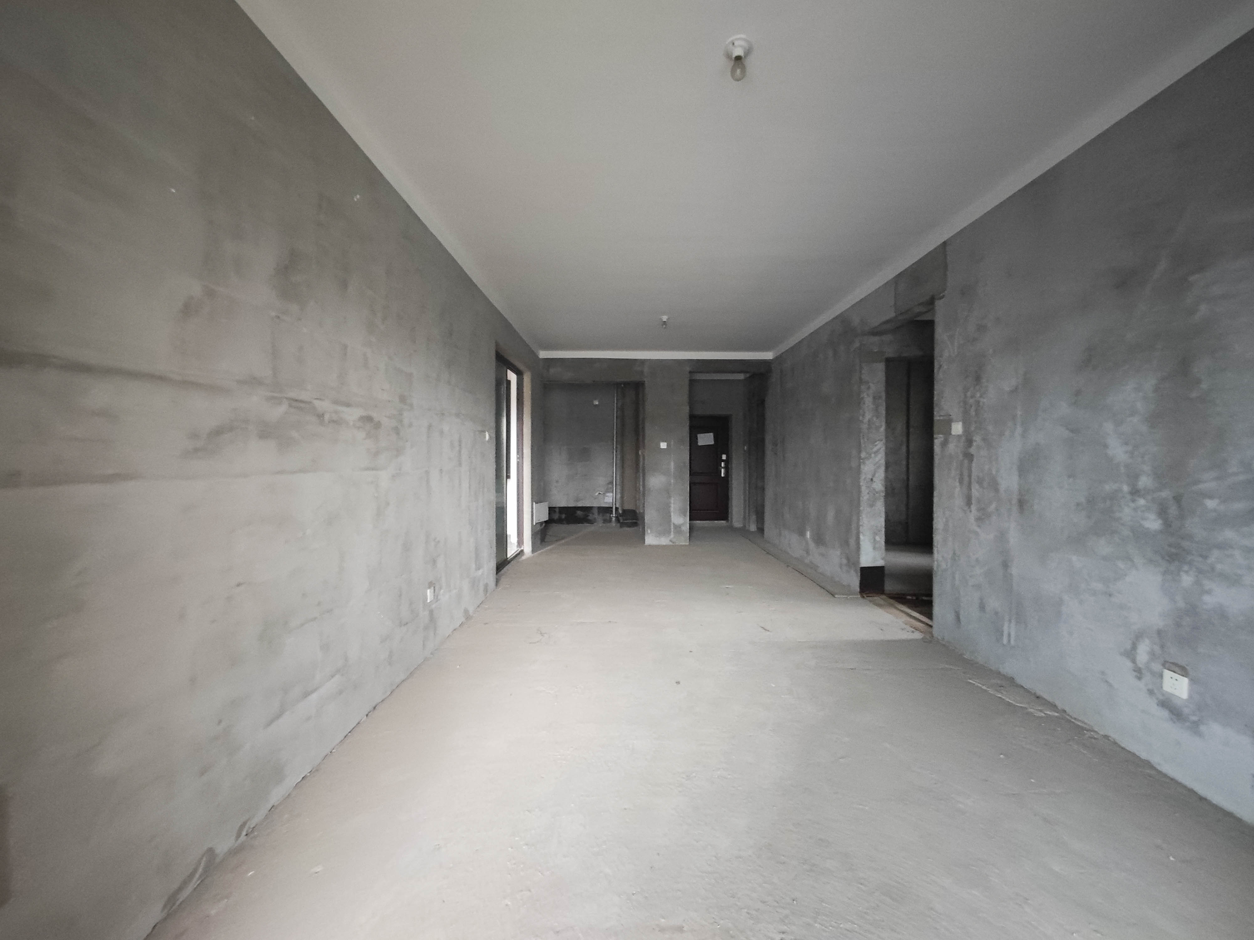 长房半岛蓝湾(观山月) 3室2厅1卫 82.8万 长房半岛蓝湾(观山月) 3室2厅1卫 82.8万客厅