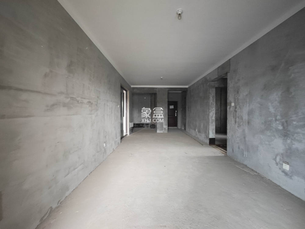 长房半岛蓝湾（观山月）  3室2厅1卫    82.8万