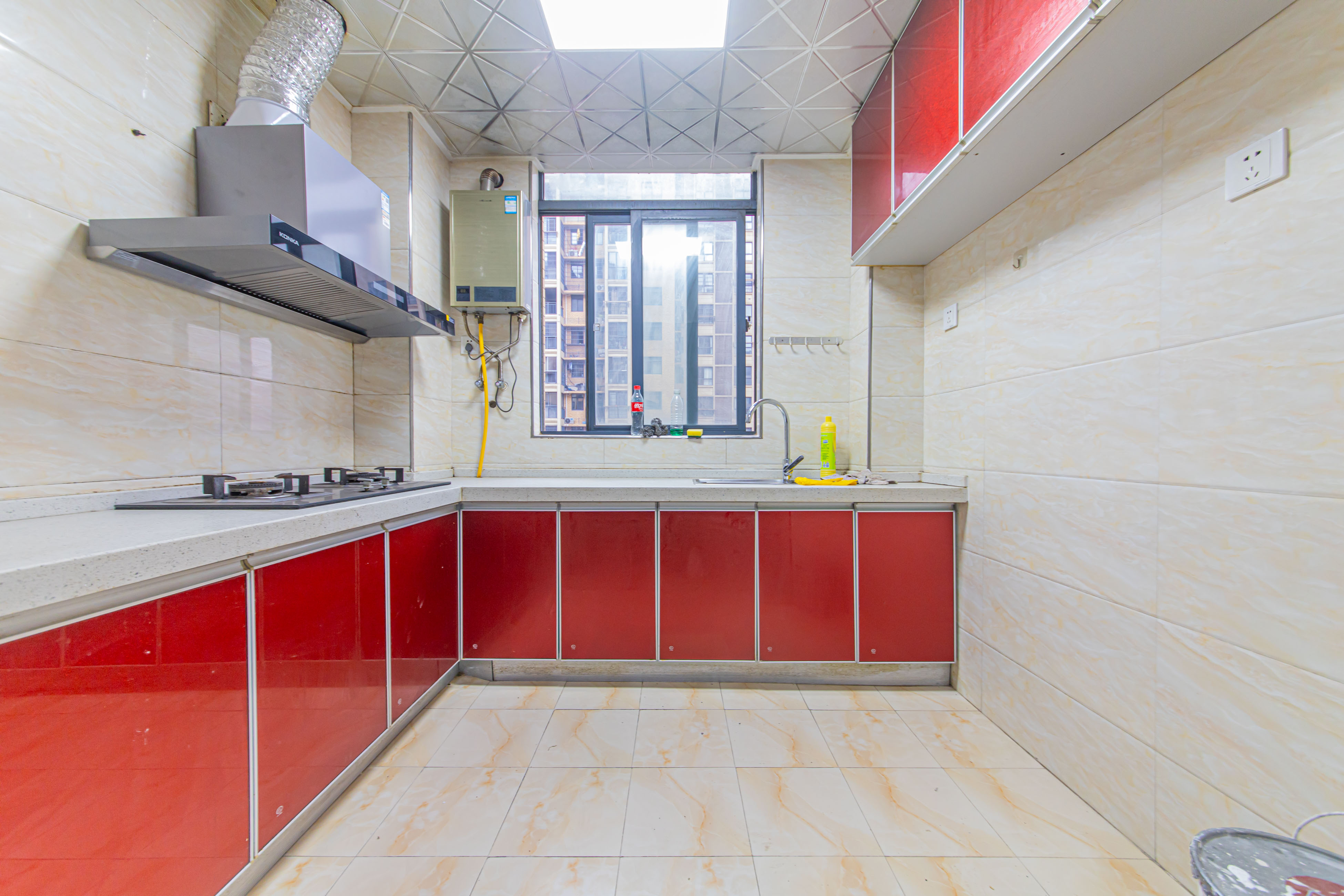 香芙嘉园(广铁湘府嘉园) 3室2厅1卫 95.0万 香芙嘉园(广铁湘府嘉园) 3室2厅1卫 95.0万厨房