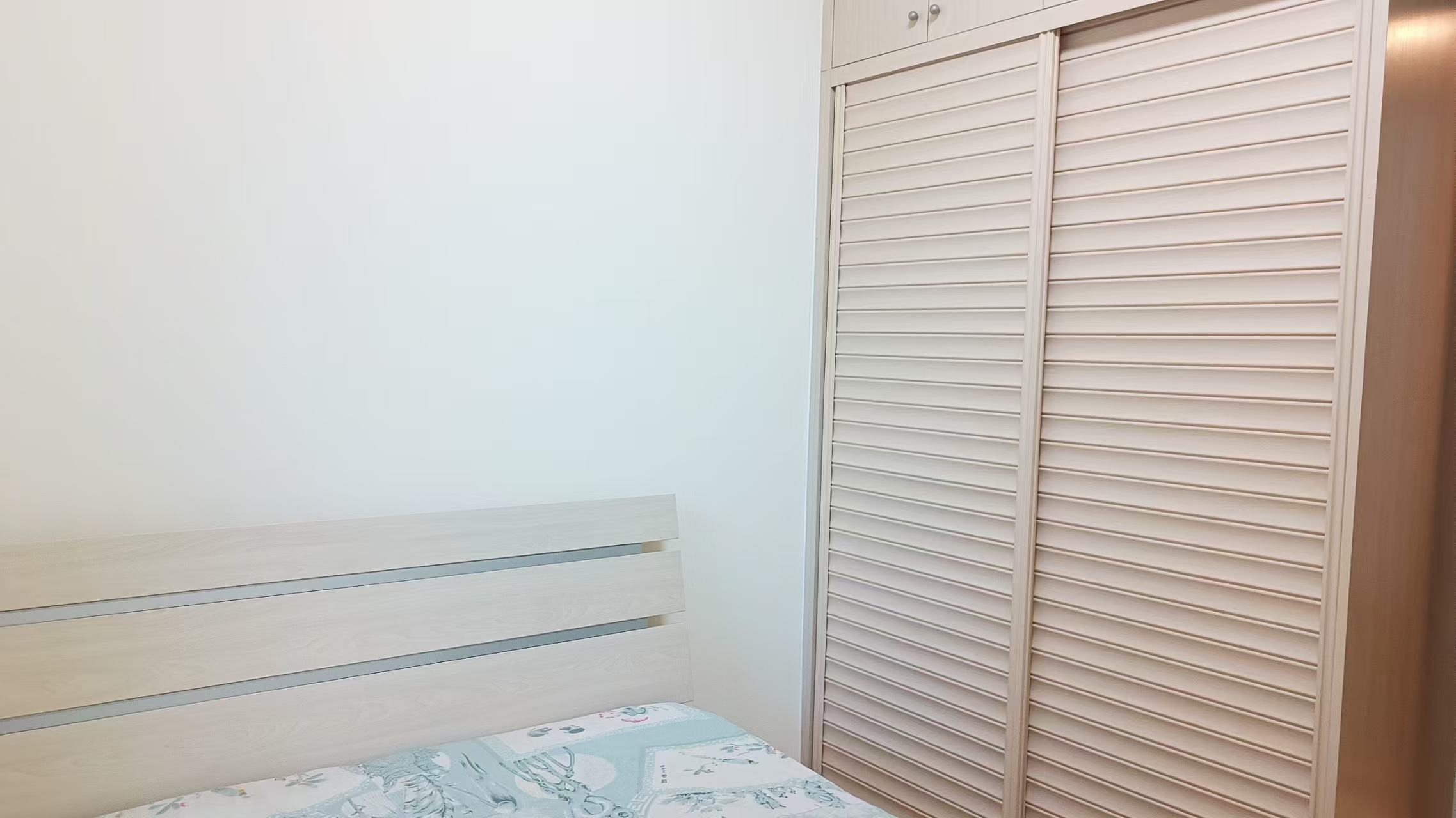碧桂园  3室2厅1卫   1500.00元/月室内图