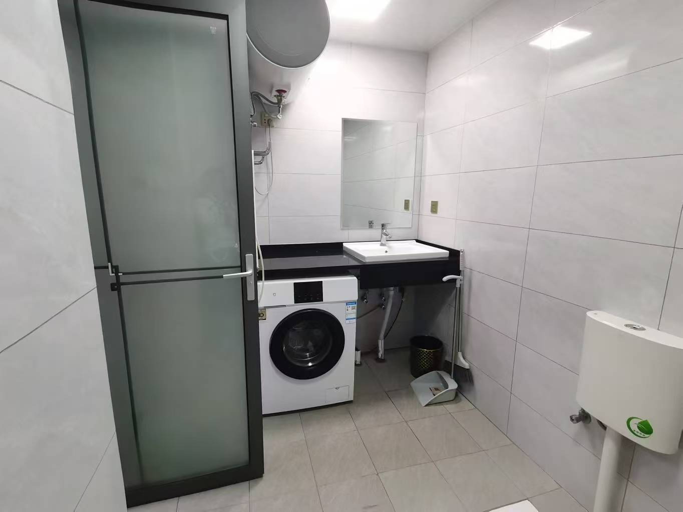 朗廷览江 1室1厅1卫 1900.0元/月 朗廷览江 1室1厅1卫 1900.0元/月室内图