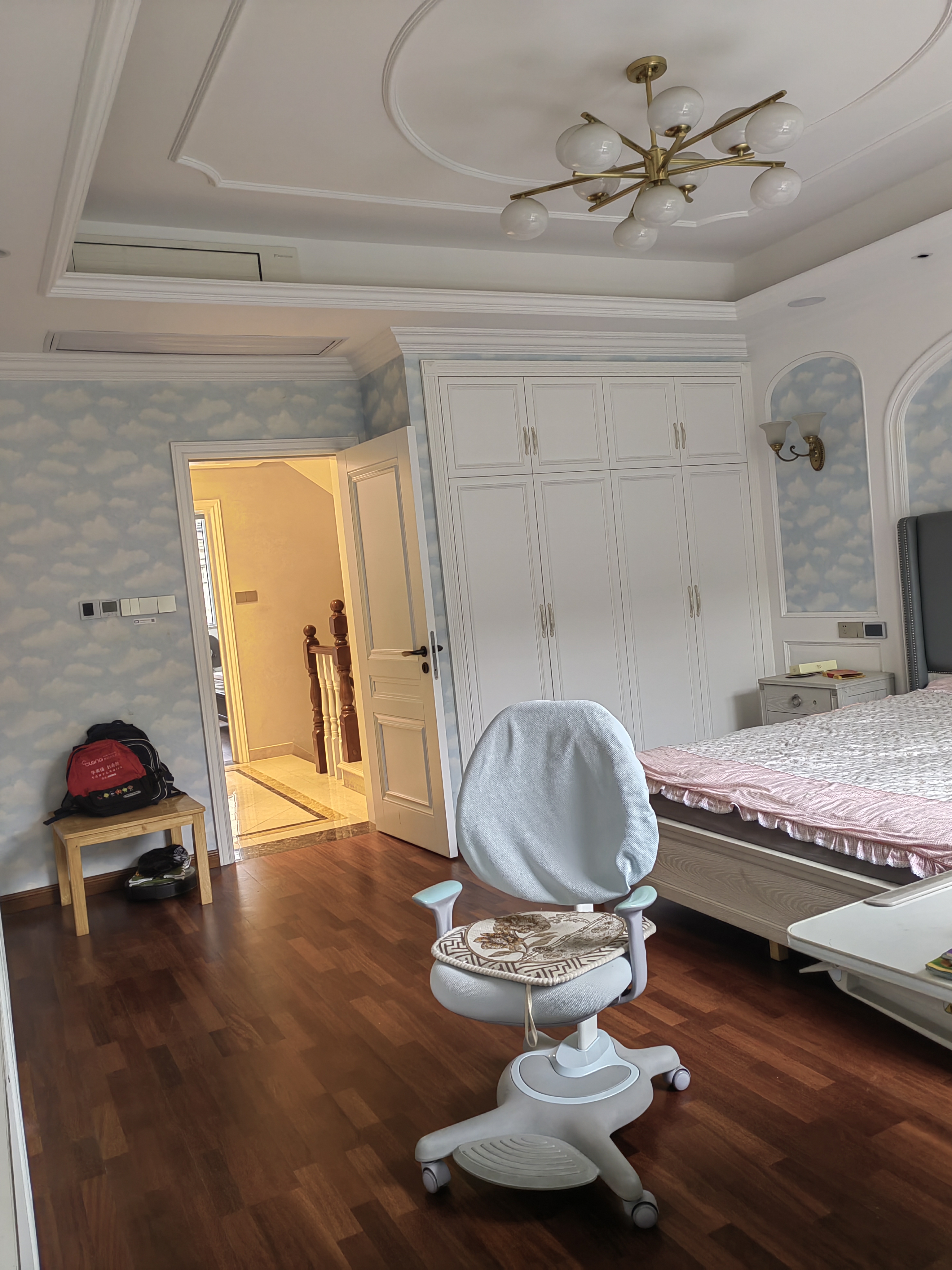 龙湖湘风原著(龙湖湘风星城) 4室4厅5卫 10000.0元/月 龙湖湘风原著(龙湖湘风星城) 4室4厅5卫 10000.0元/月室内图