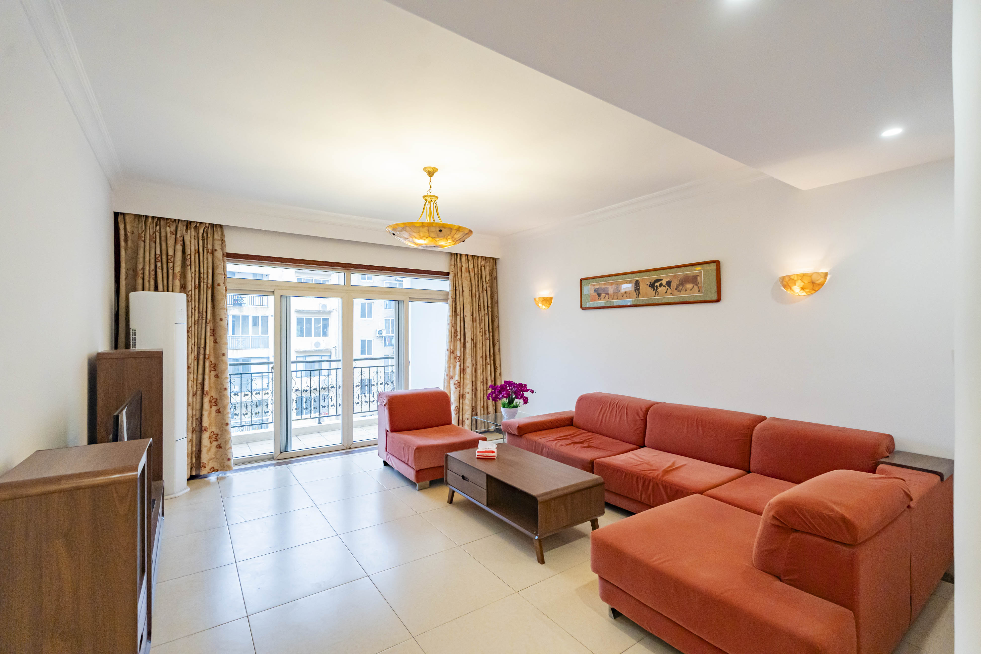 圣爵菲斯  3室2厅2卫    108.0万 圣爵菲斯  3室2厅2卫    108.0万