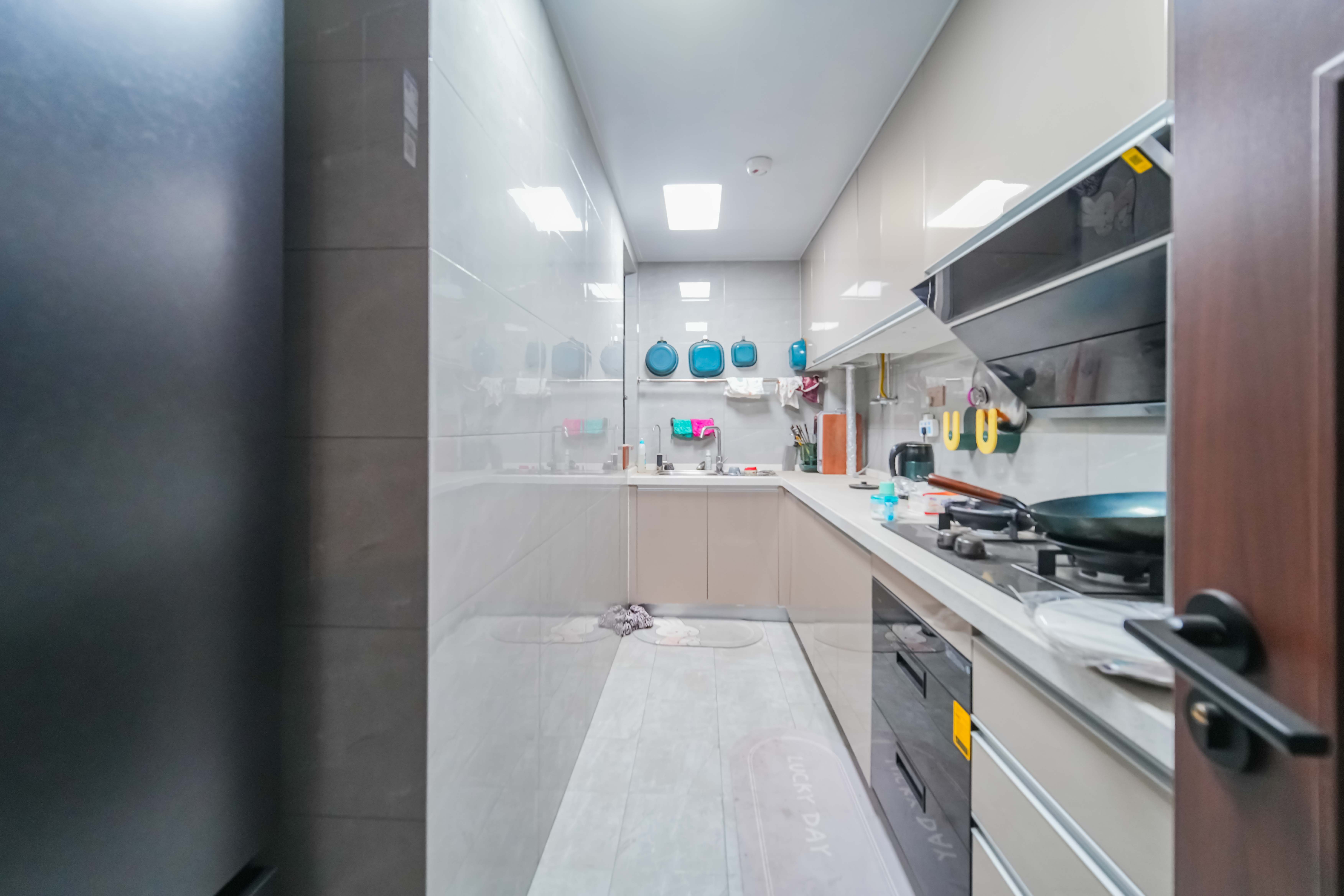 绿地长沙城际空间站(绿地新里佳苑)  3室2厅2卫    130.0万 绿地长沙城际空间站(绿地新里佳苑)  3室2厅2卫    130.0万厨房