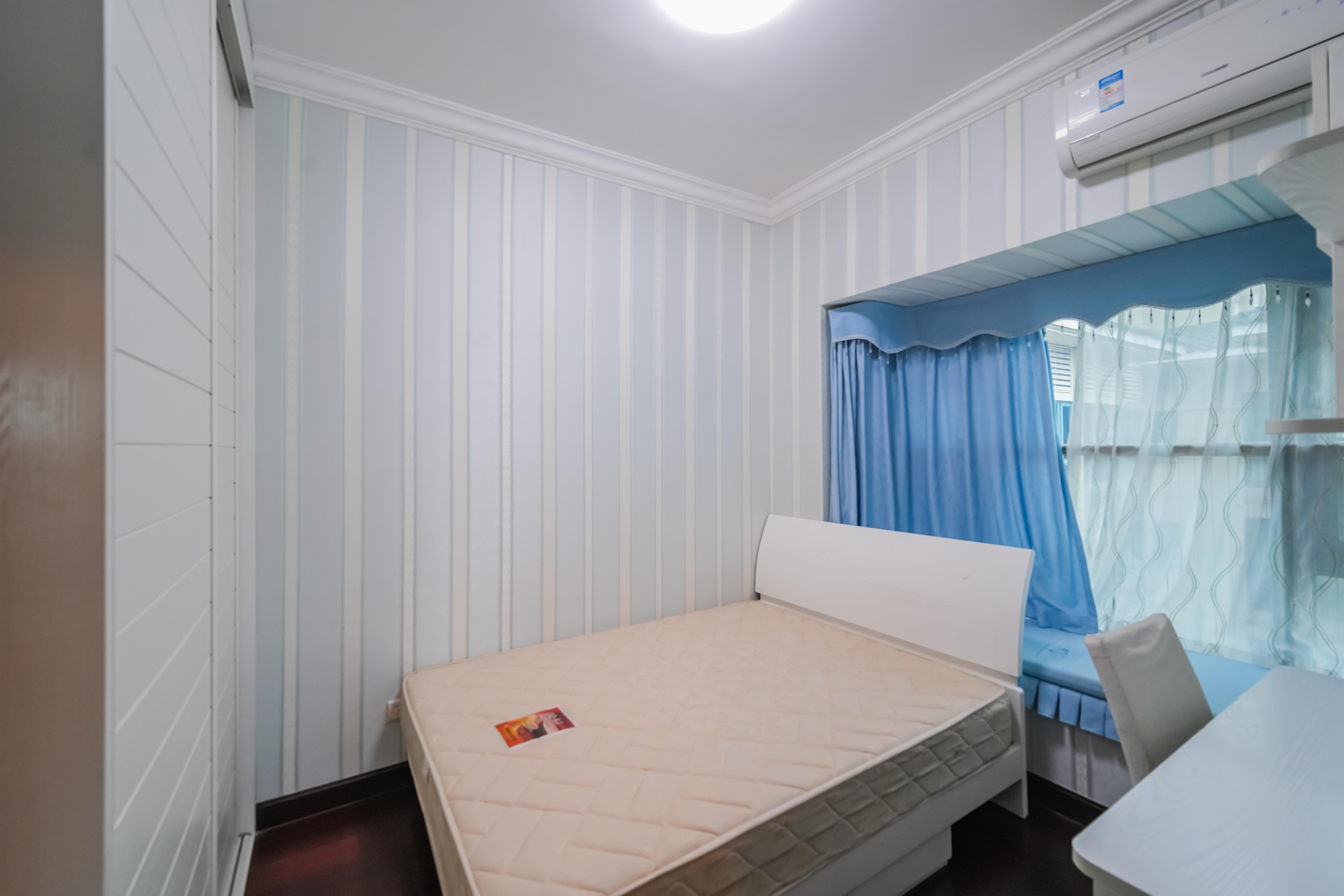 恒大绿洲  2室2厅1卫    72.0万 恒大绿洲  2室2厅1卫    72.0万卧室