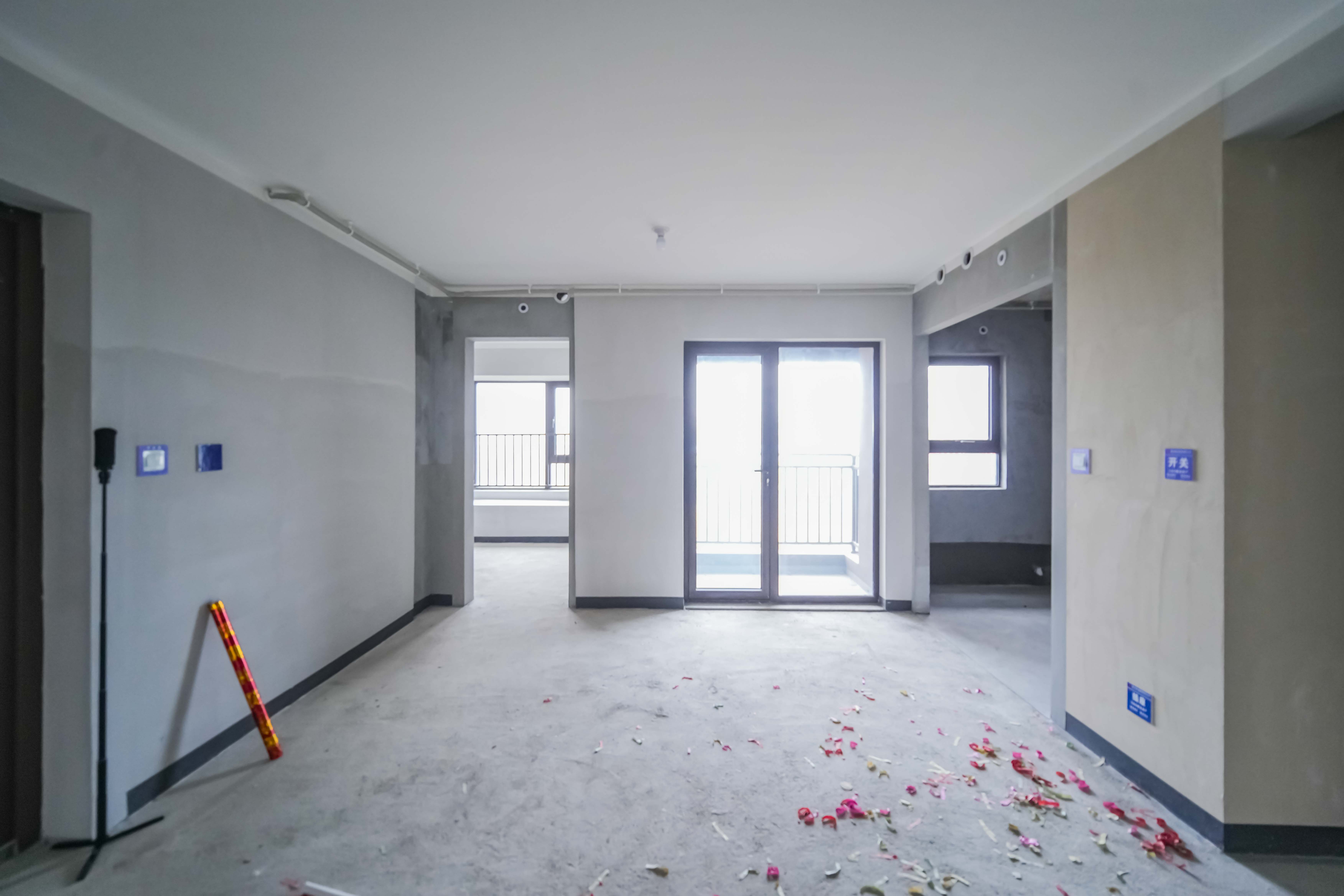 建发玖洲和玺  4室2厅2卫   200.00万其他