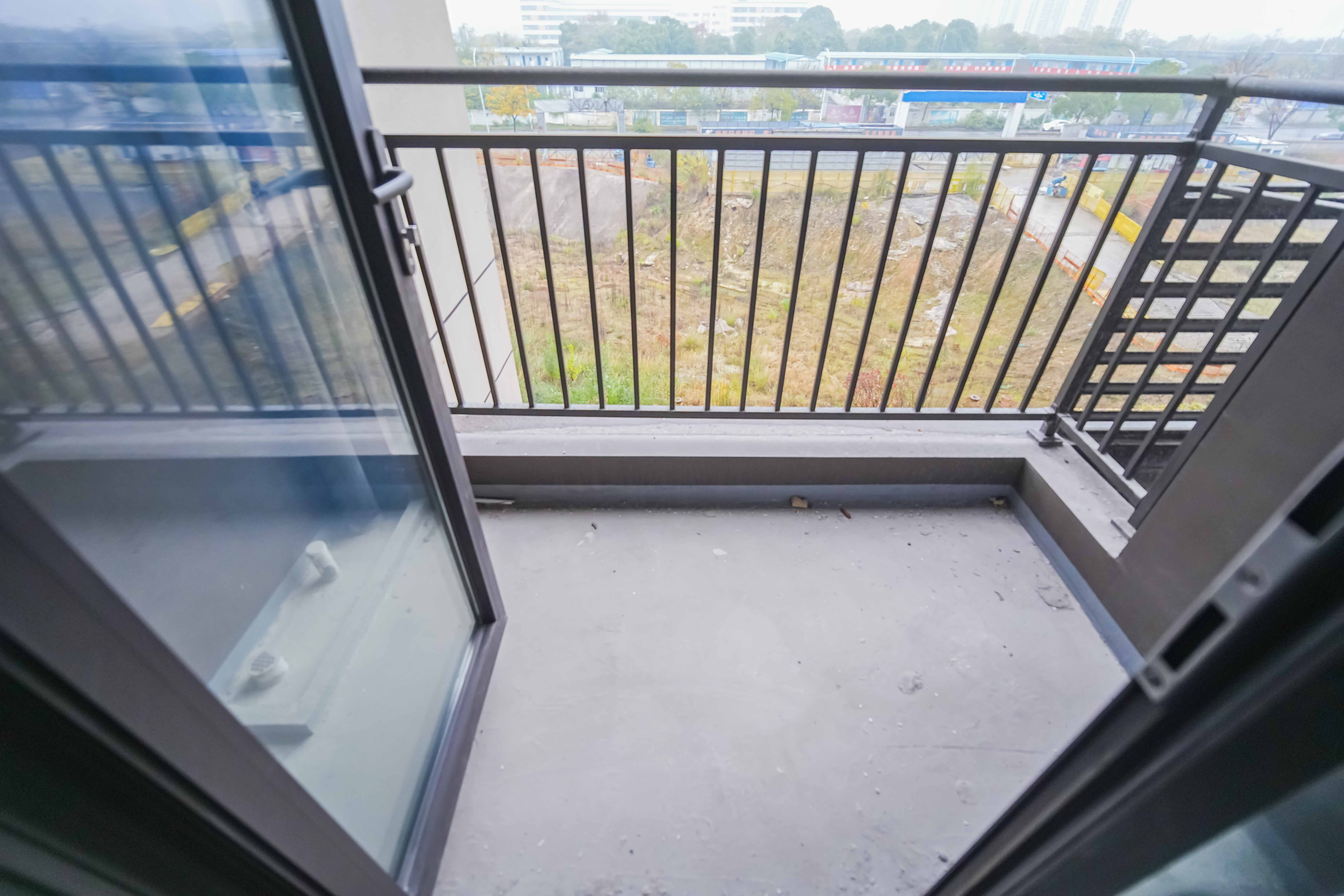 建发玖洲和玺  4室2厅2卫   200.00万其他