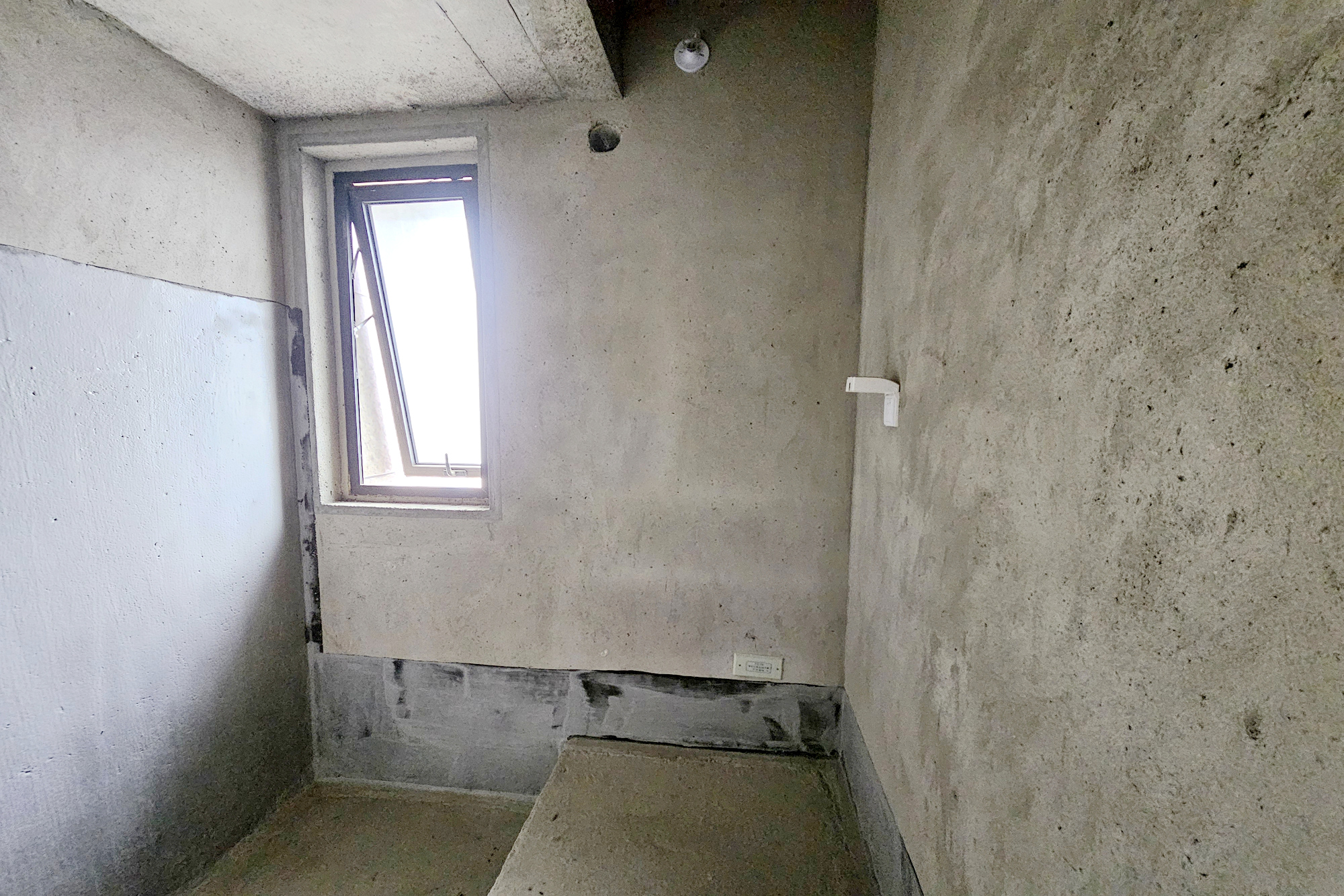 明昇壹城(明昇时代广场)二期  4室2厅2卫    174.0万 明昇壹城(明昇时代广场)二期  4室2厅2卫    174.0万其他