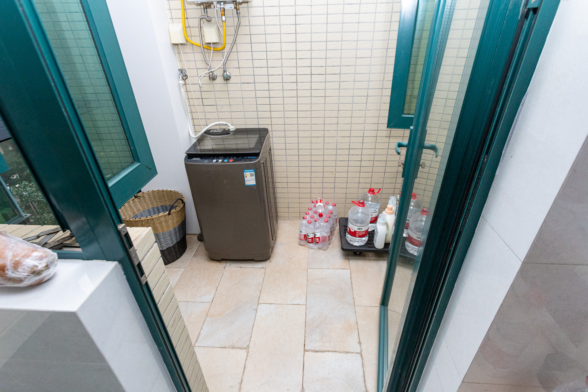 恒大名都 4室2厅2卫 96.0万 恒大名都 4室2厅2卫 96.0万阳台