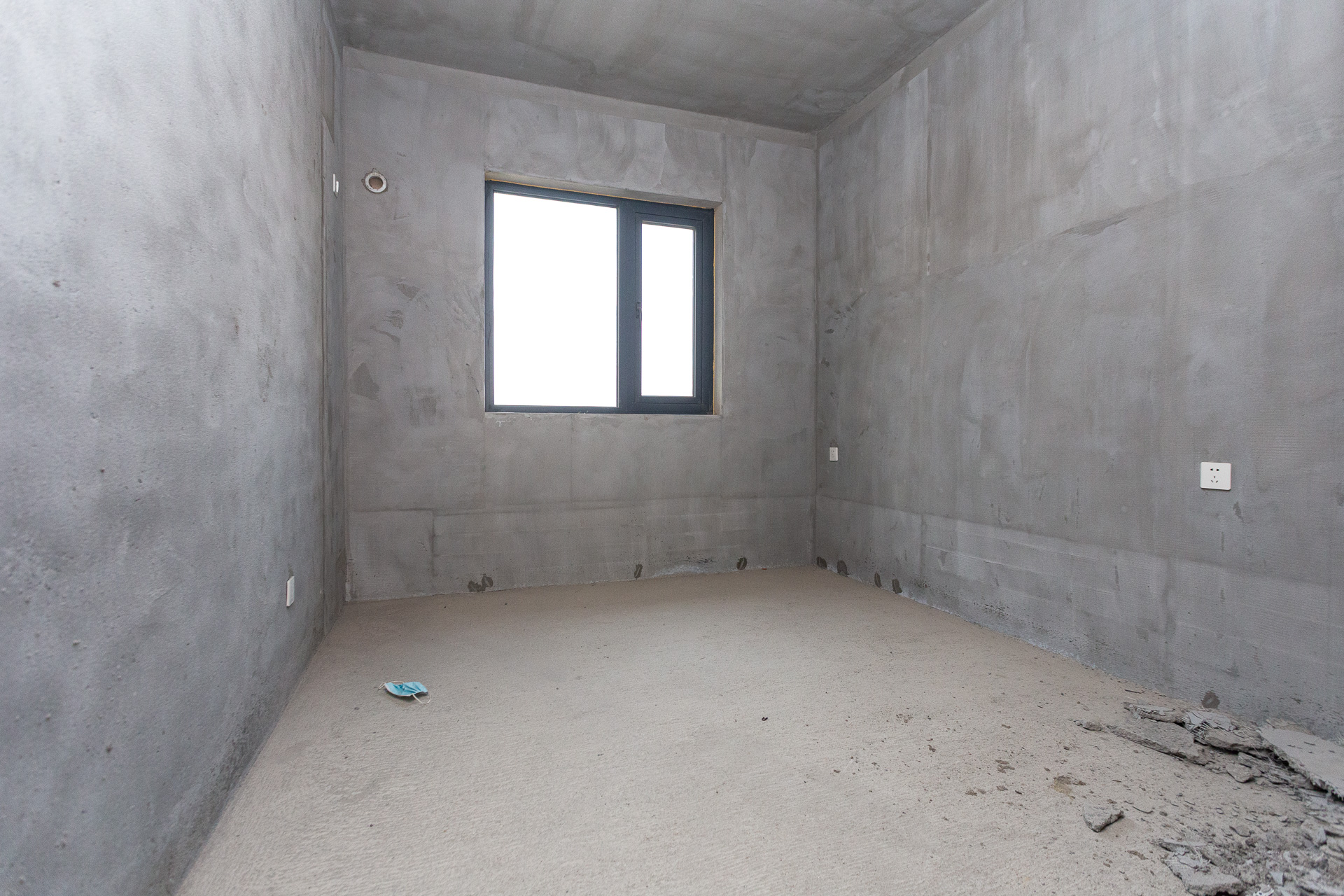 港湘铂玥(天园地芳国际珠宝城)  4室2厅2卫    95.0万 港湘铂玥(天园地芳国际珠宝城)  4室2厅2卫    95.0万其他