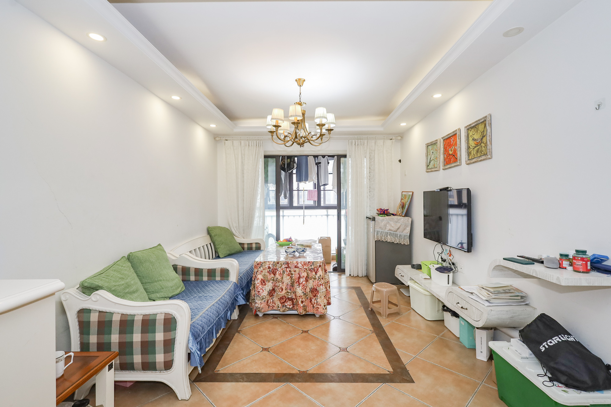 钰龙天下二期(钰龙佳园) 3室2厅1卫 215.8万 钰龙天下二期(钰龙佳园) 3室2厅1卫 215.8万客厅