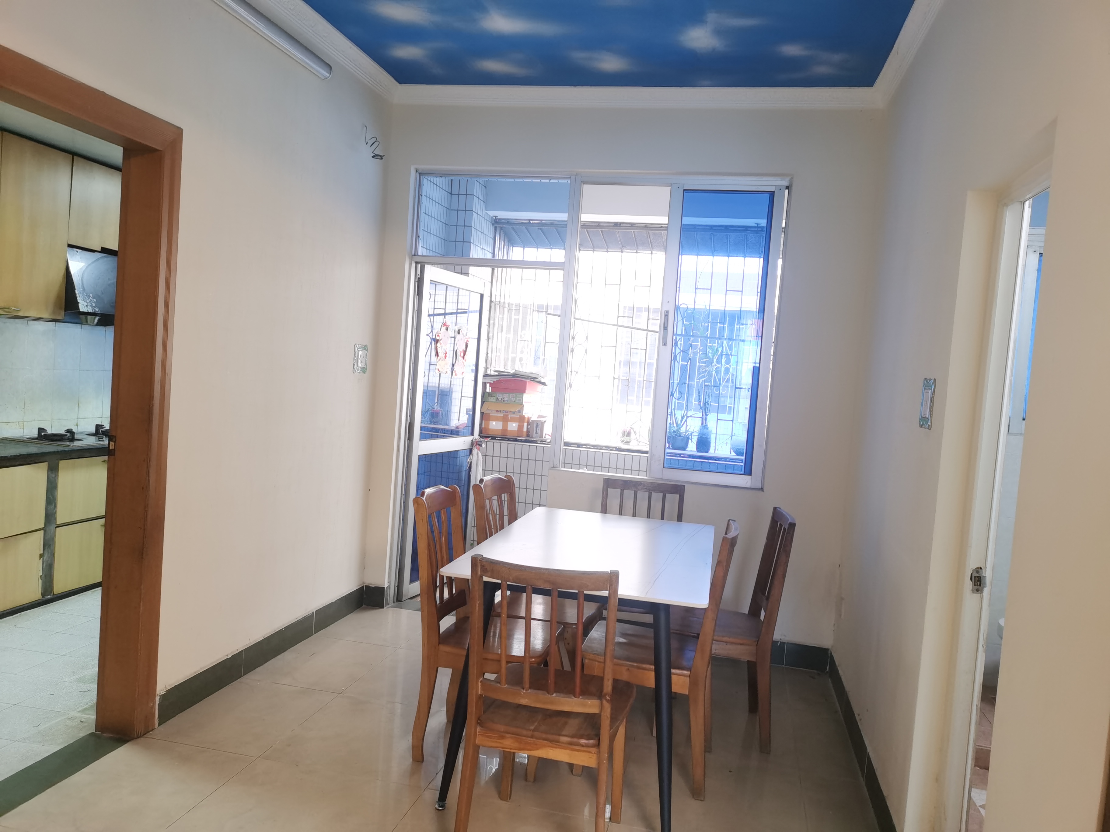 粮食局宿舍(海府路) 3室1厅1卫 2000.0元/月 粮食局宿舍(海府路) 3室1厅1卫 2000.0元/月室内图