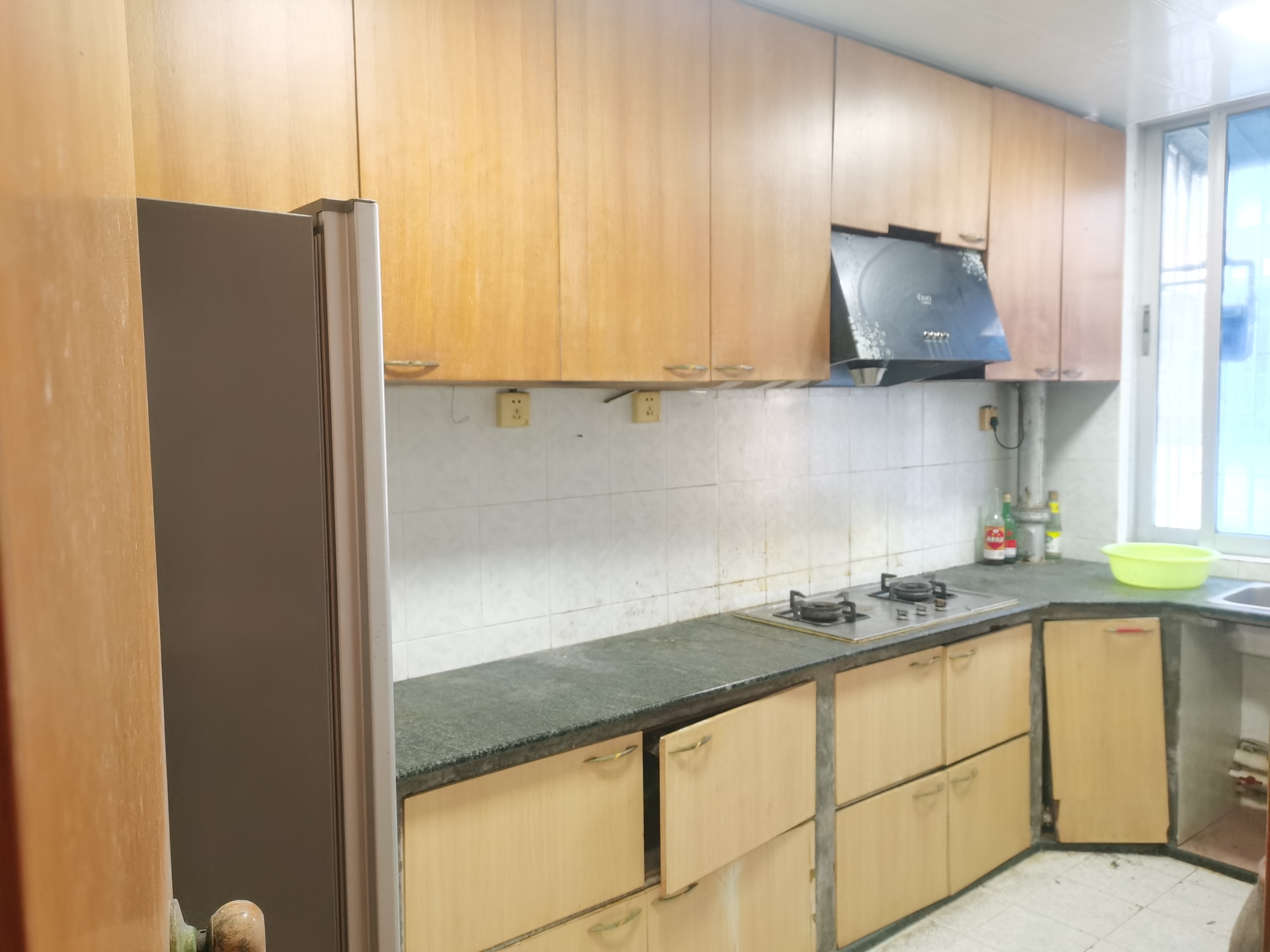 粮食局宿舍(海府路) 3室1厅1卫 2000.0元/月 粮食局宿舍(海府路) 3室1厅1卫 2000.0元/月室内图