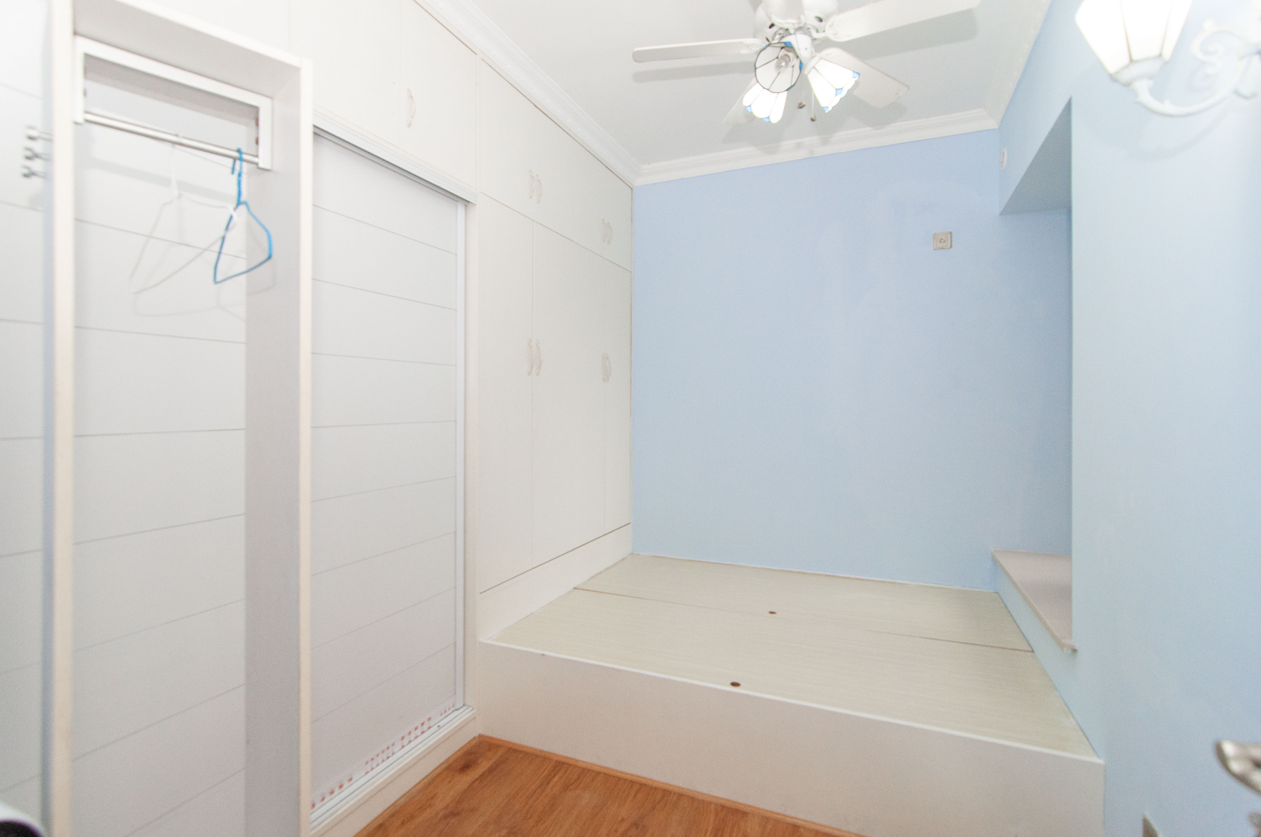 中海梅溪湖壹号 3室2厅1卫 120.0万 中海梅溪湖壹号 3室2厅1卫 120.0万其他