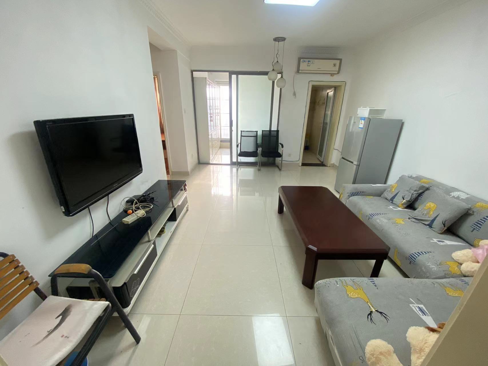 巧克力空间(建鸿达现代大厦) 2室2厅1卫 1000.0元/月 巧克力空间(建鸿达现代大厦) 2室2厅1卫 1000.0元/月室内图