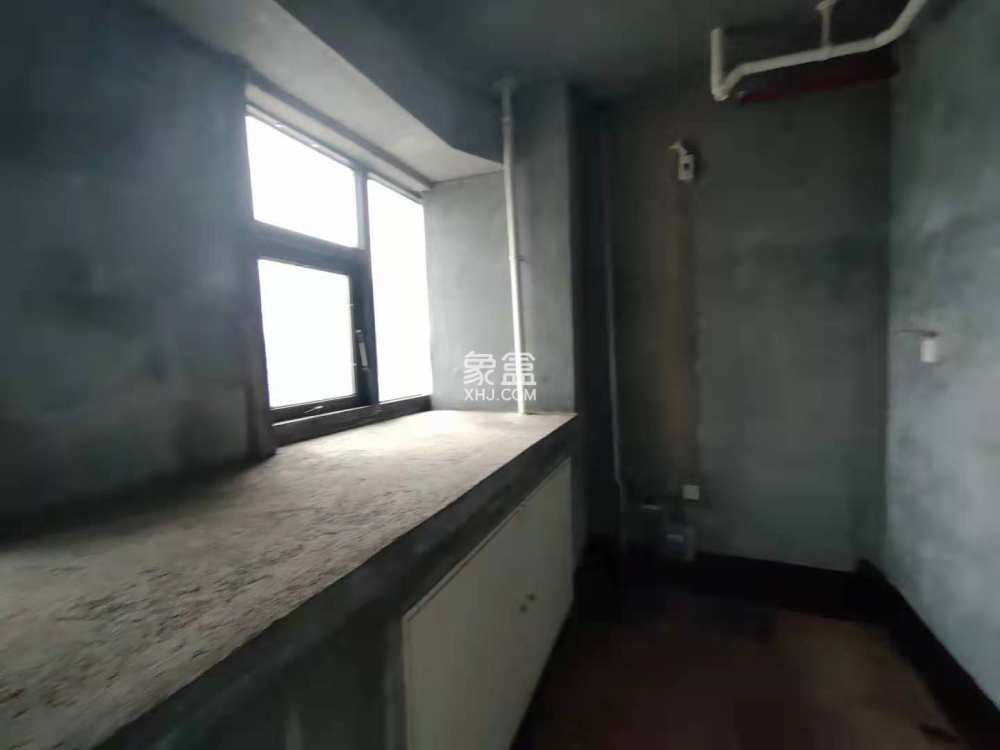 和悦城(蟠龙景苑)   145.0㎡      4000.0元/月室内图