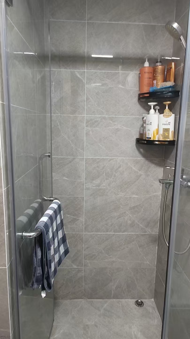 新城和樾(新城和樾公馆)  1室1厅1卫    1300.0元/月 新城和樾(新城和樾公馆)  1室1厅1卫    1300.0元/月室内图