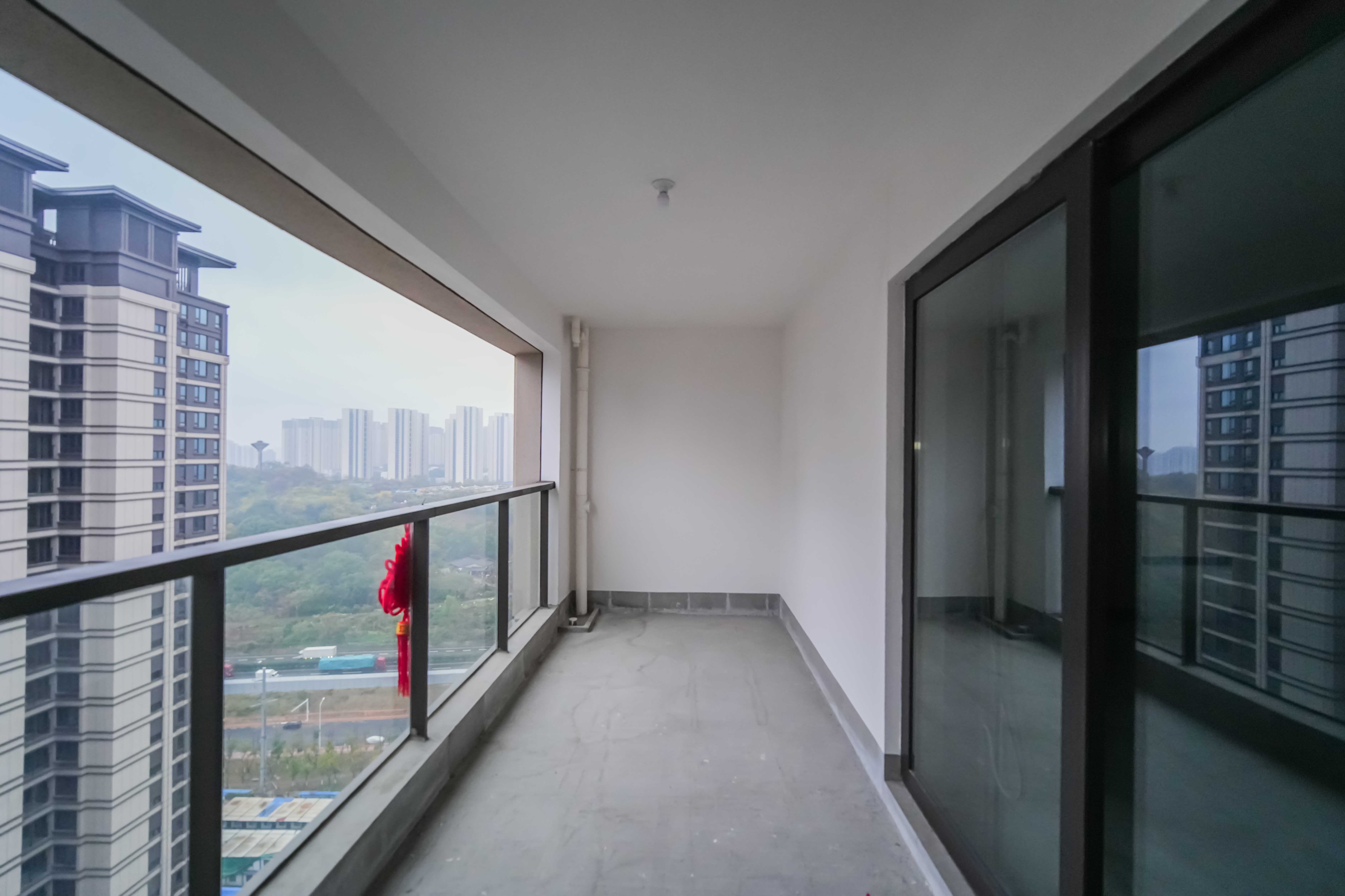建发玖洲观澜  5室2厅2卫   270.00万其他