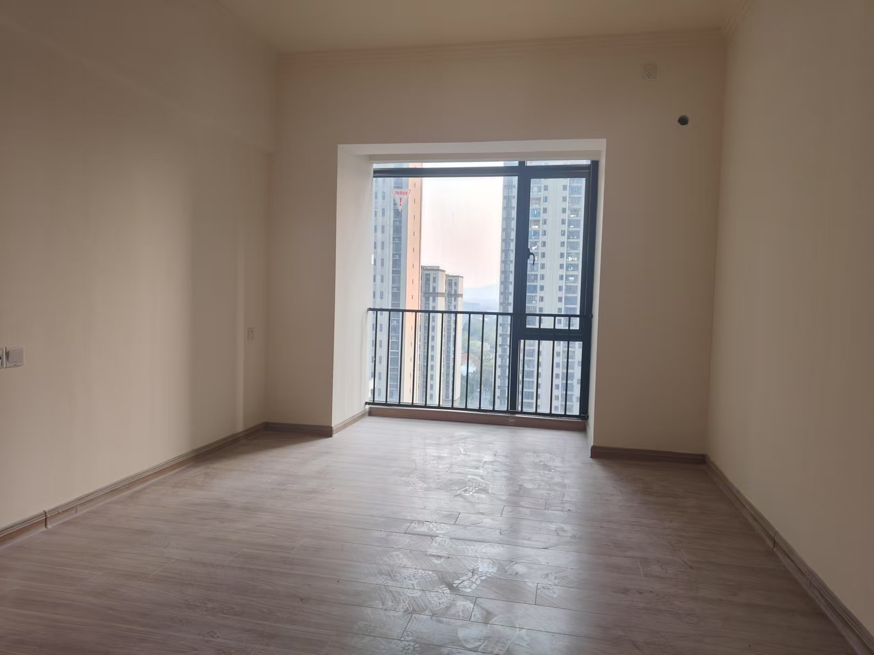 碧桂园壹中心 1室0厅1卫 800.0元/月 碧桂园壹中心 1室0厅1卫 800.0元/月室内图