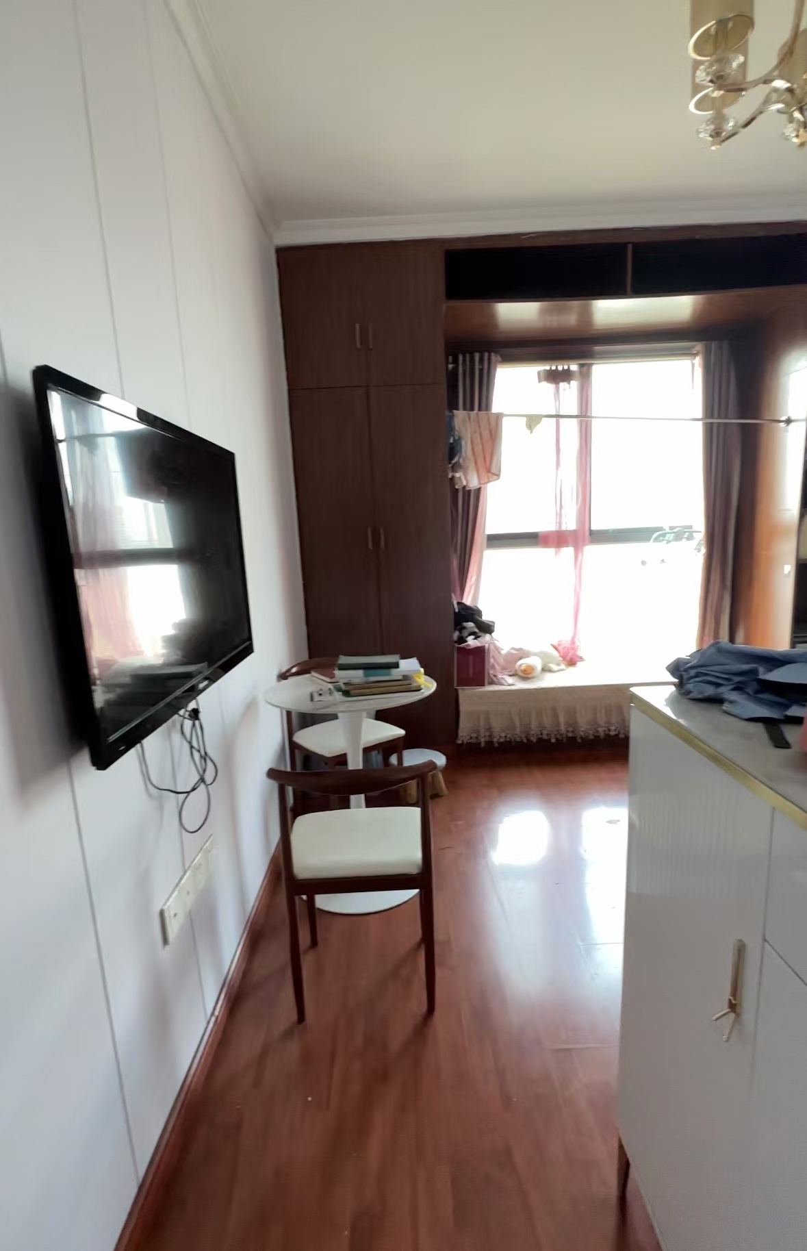 鹏利广场 1室1厅1卫 1000.0元/月 鹏利广场 1室1厅1卫 1000.0元/月室内图