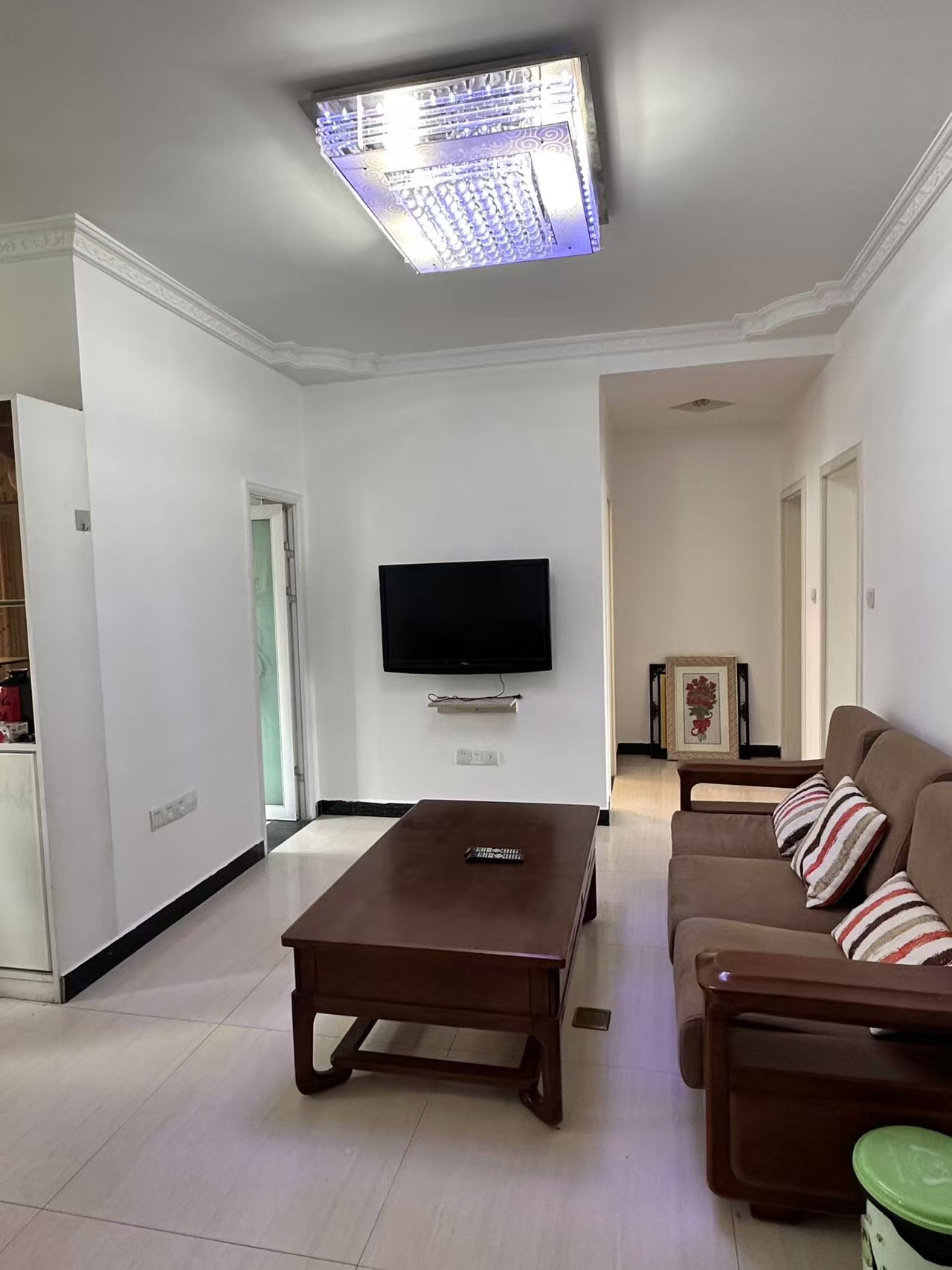 益欣园小区 3室2厅2卫 1200.0元/月 益欣园小区 3室2厅2卫 1200.0元/月室内图