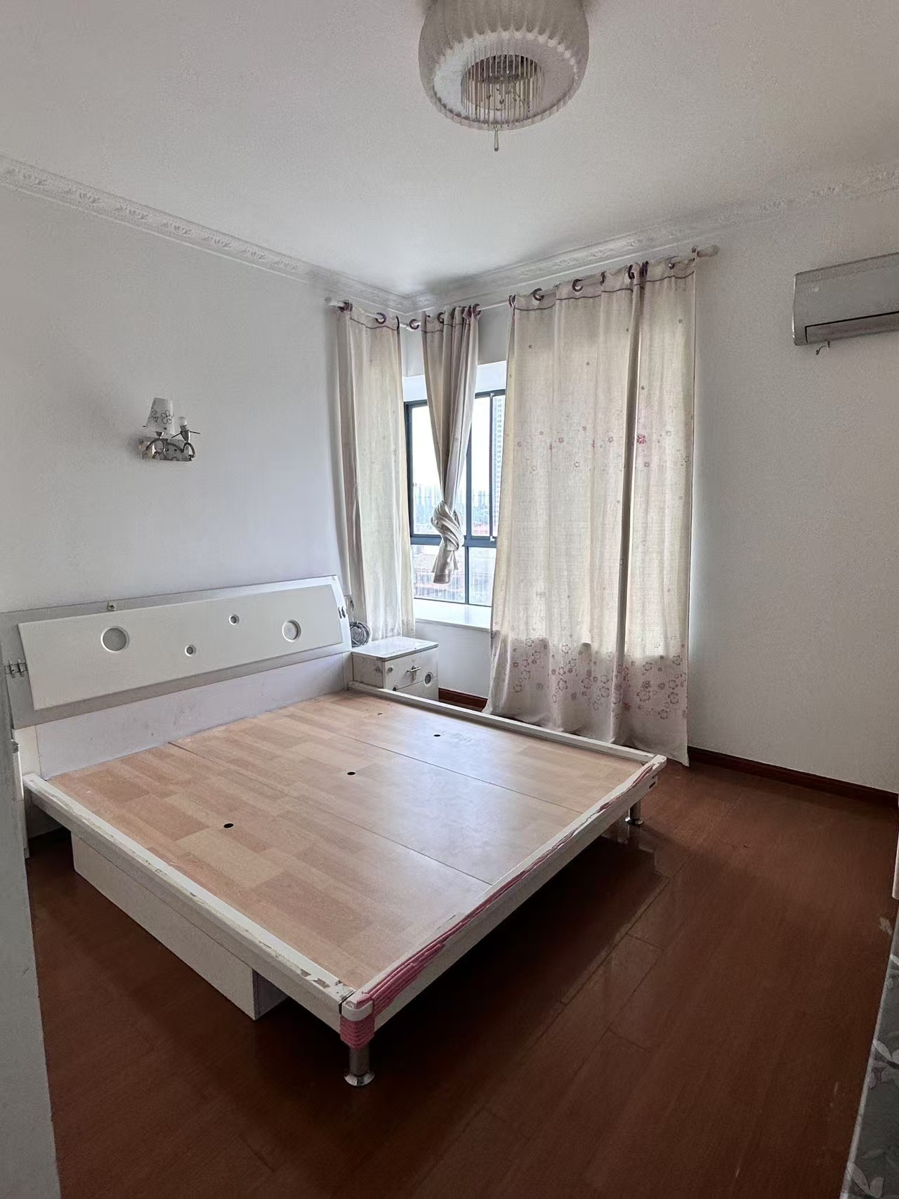 益欣园小区 3室2厅2卫 1200.0元/月 益欣园小区 3室2厅2卫 1200.0元/月室内图