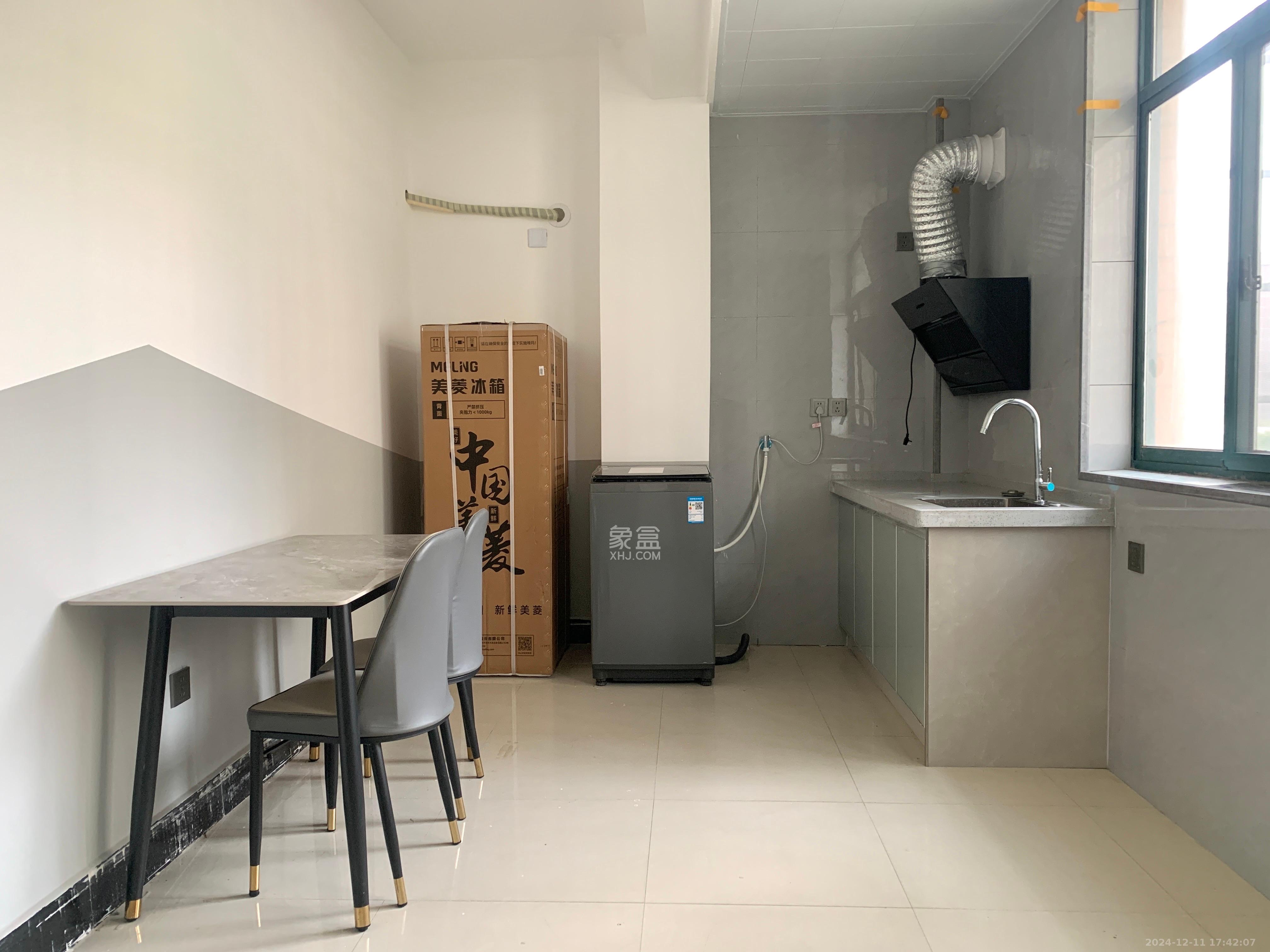 星沙国际物流园/泉星社区  1室1厅1卫    1000.0元/月 星沙国际物流园/泉星社区  1室1厅1卫    1000.0元/月室内图