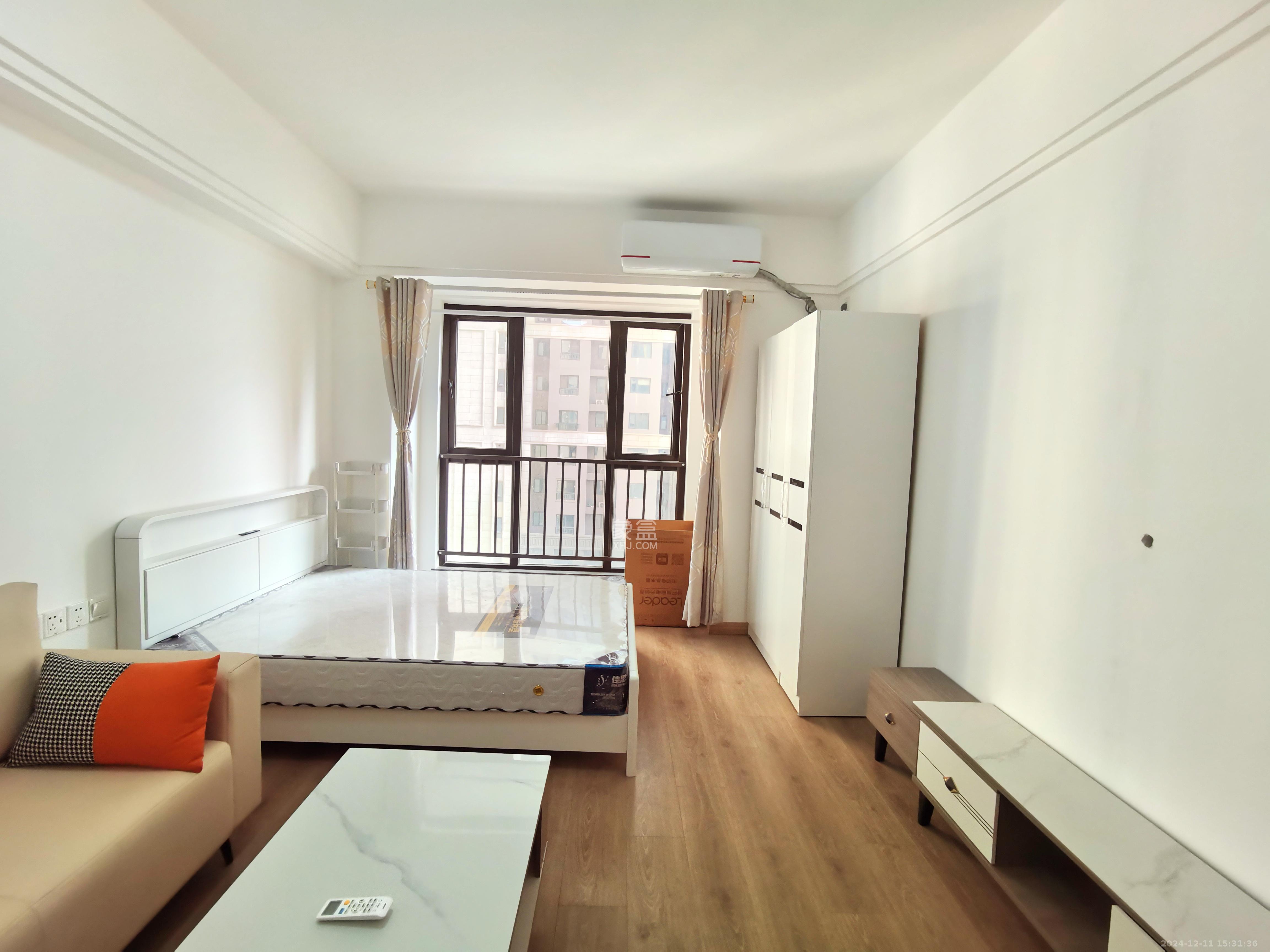 新城和樾(新城和樾公馆)  1室0厅1卫    1300.0元/月 新城和樾(新城和樾公馆)  1室0厅1卫    1300.0元/月室内图