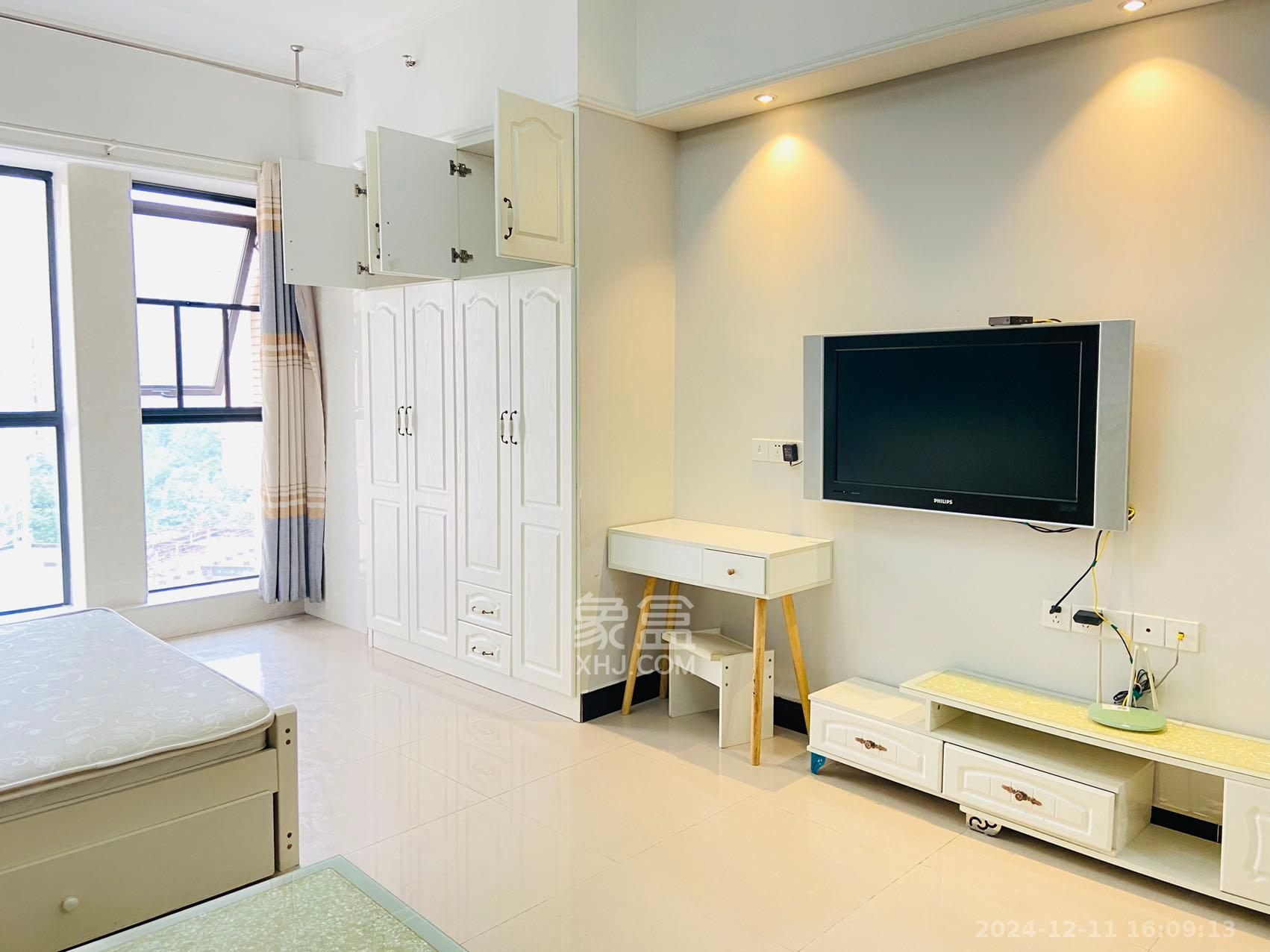 新世界广场 1室1厅1卫 1700.0元/月 新世界广场 1室1厅1卫 1700.0元/月室内图