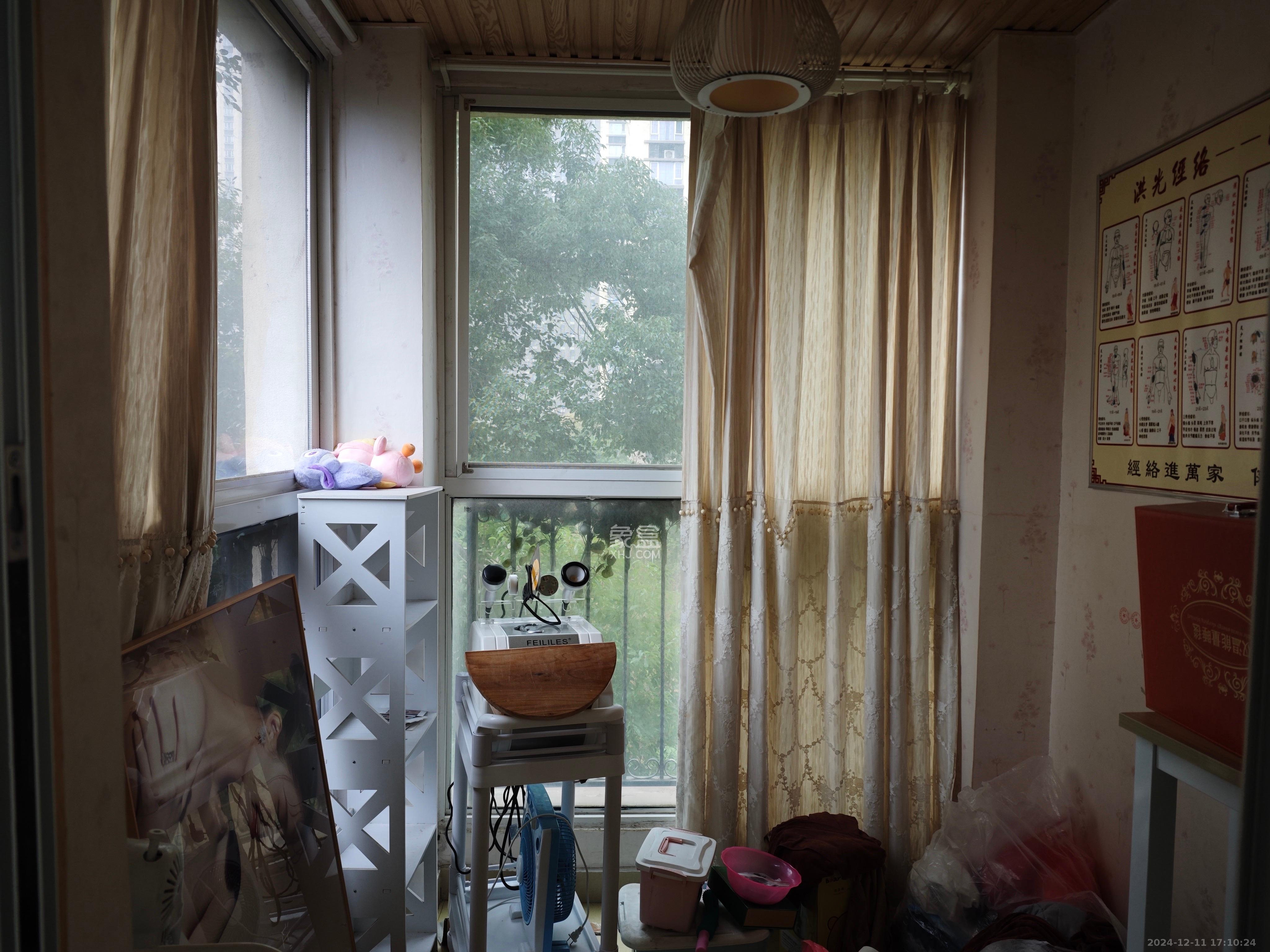 万国城(当代满庭春MOMA)三期 1室1厅1卫 2500.0元/月 万国城(当代满庭春MOMA)三期 1室1厅1卫 2500.0元/月室内图