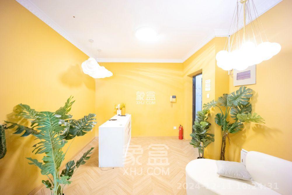 裕南大厦  1室1厅1卫    6000.0元/月 裕南大厦  1室1厅1卫    6000.0元/月室内图