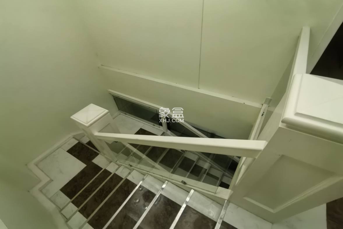 钓鱼台别墅 1室0厅0卫 30000.0元/月 钓鱼台别墅 1室0厅0卫 30000.0元/月室内图