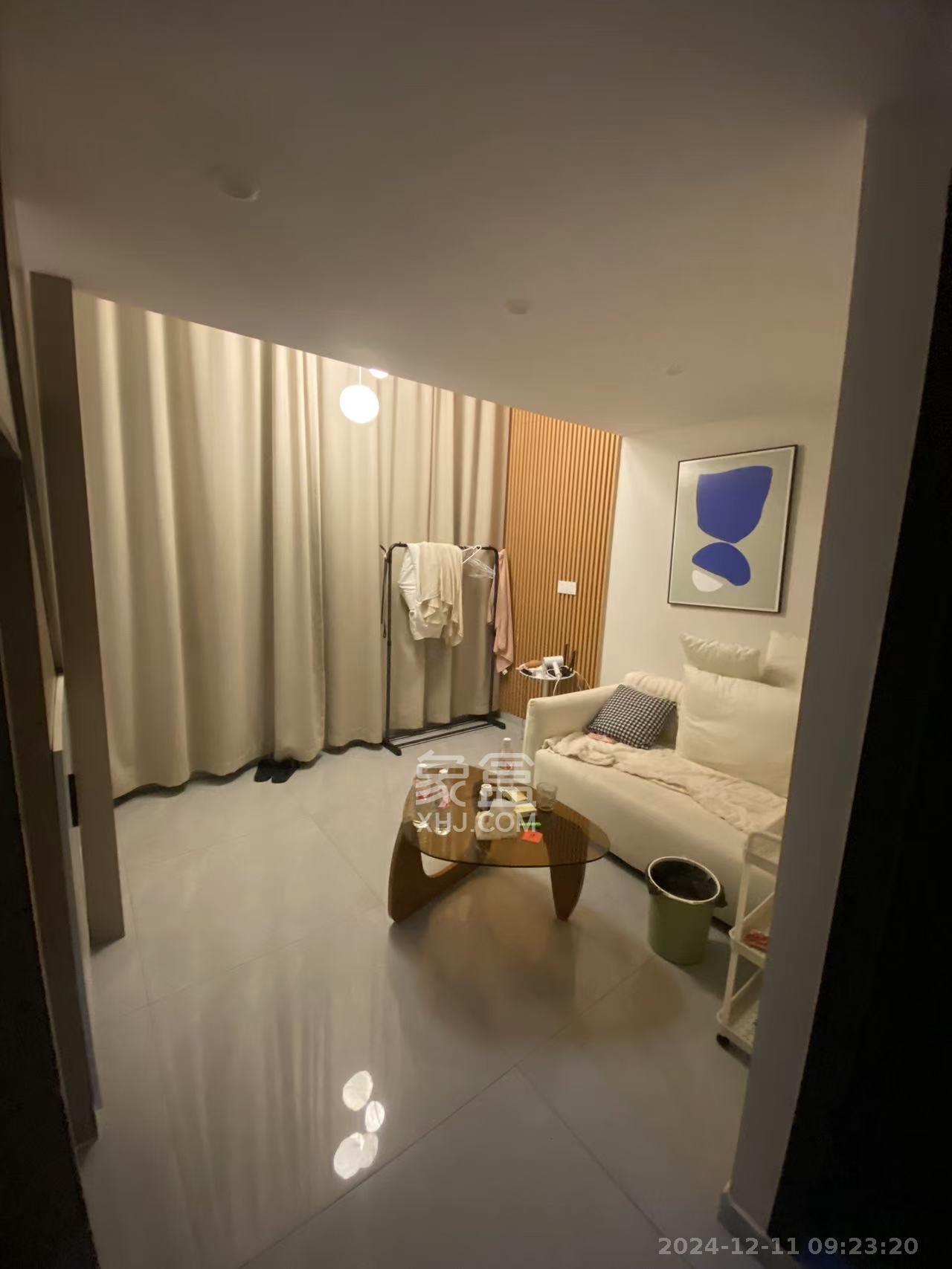 招商华发天汇  1室1厅1卫    2150.0元/月 招商华发天汇  1室1厅1卫    2150.0元/月室内图