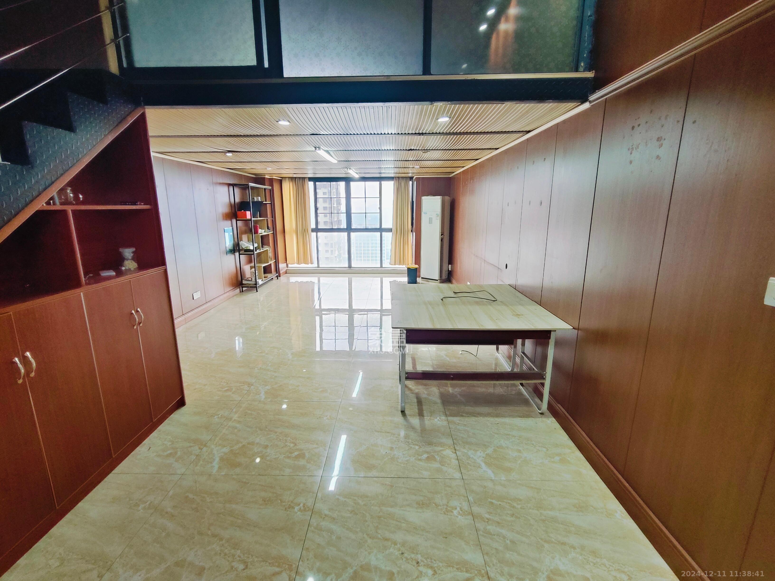 金科时代中心 1室1厅1卫 1800.0元/月 金科时代中心 1室1厅1卫 1800.0元/月室内图