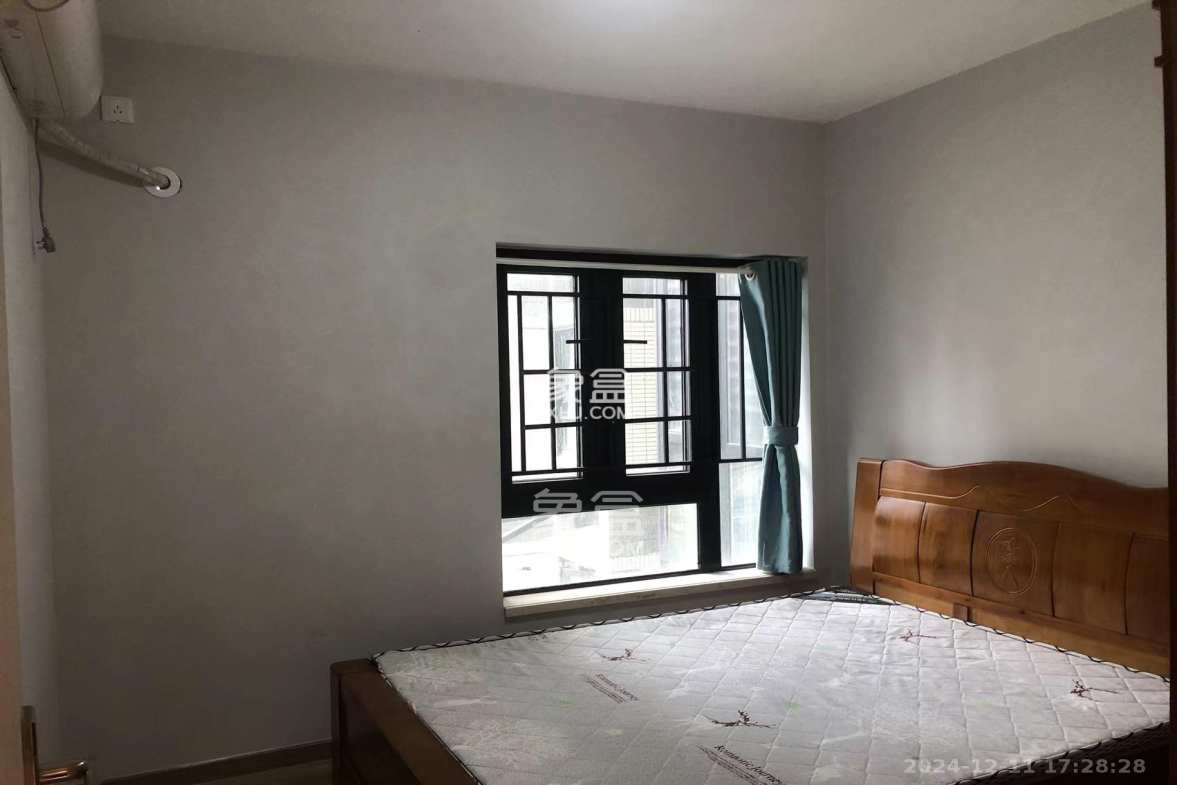 时代年华  4室2厅2卫    2600.0元/月 时代年华  4室2厅2卫    2600.0元/月室内图