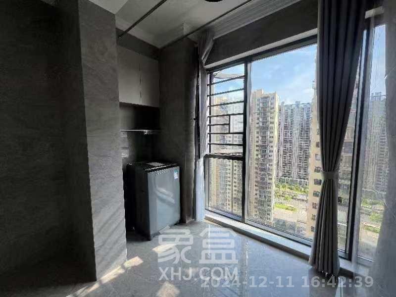 长郡旁牛津街（瑞凯滨江雅苑）  2室1厅1卫   1600.00元/月室内图